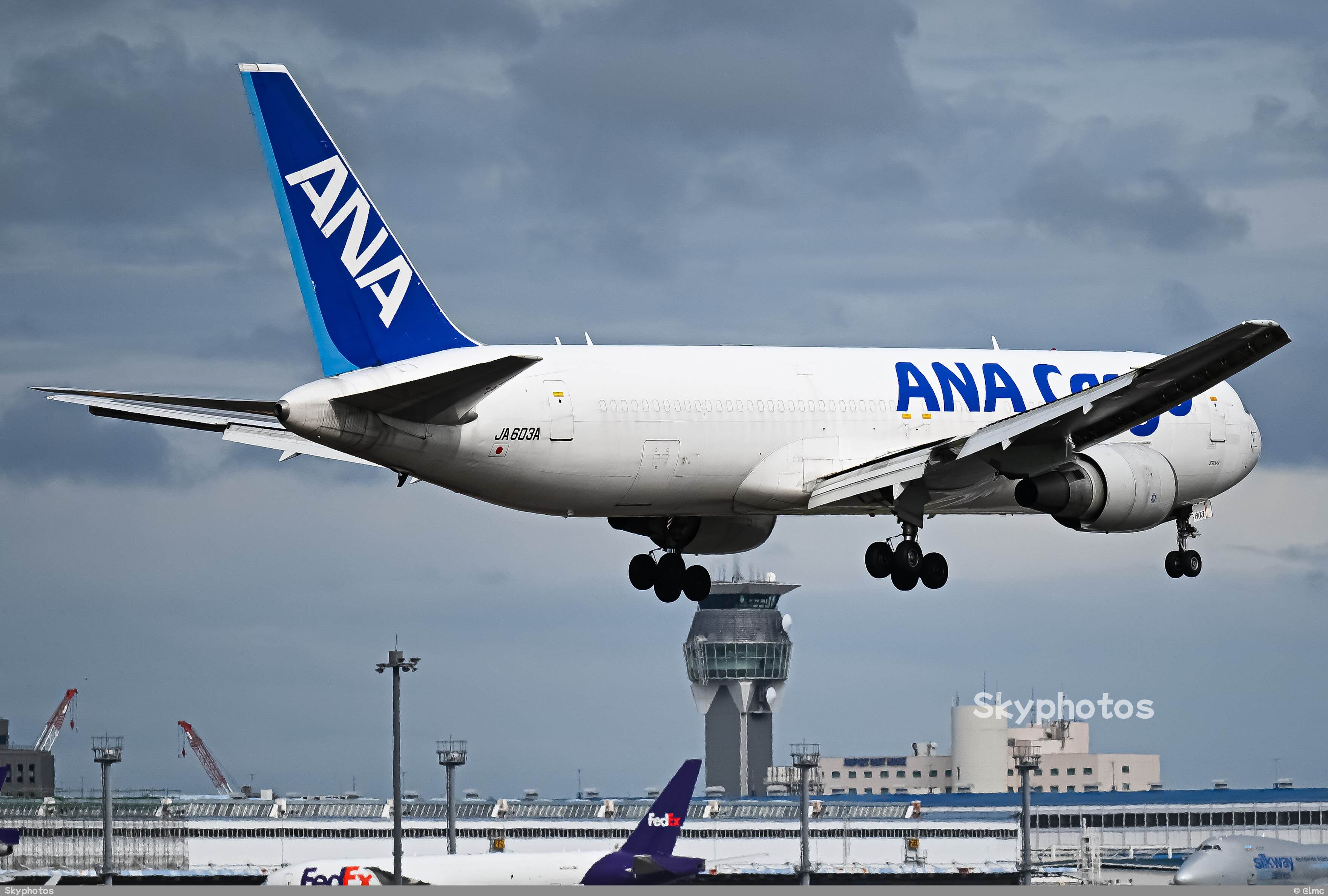 全日空货运 Boeing767-300ER（BCF）