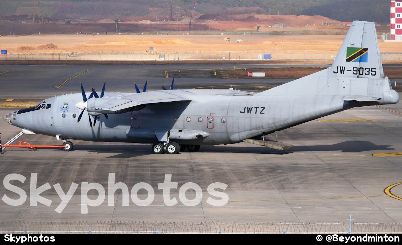 坦桑尼亚空军 Y-8C