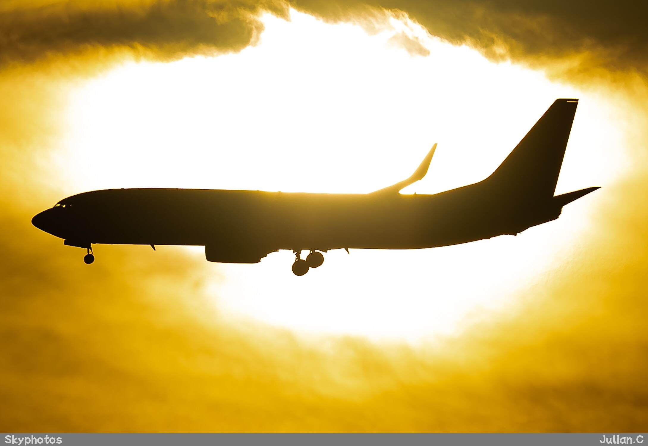 Shandong Airlines Boeing 737-85N（WL）