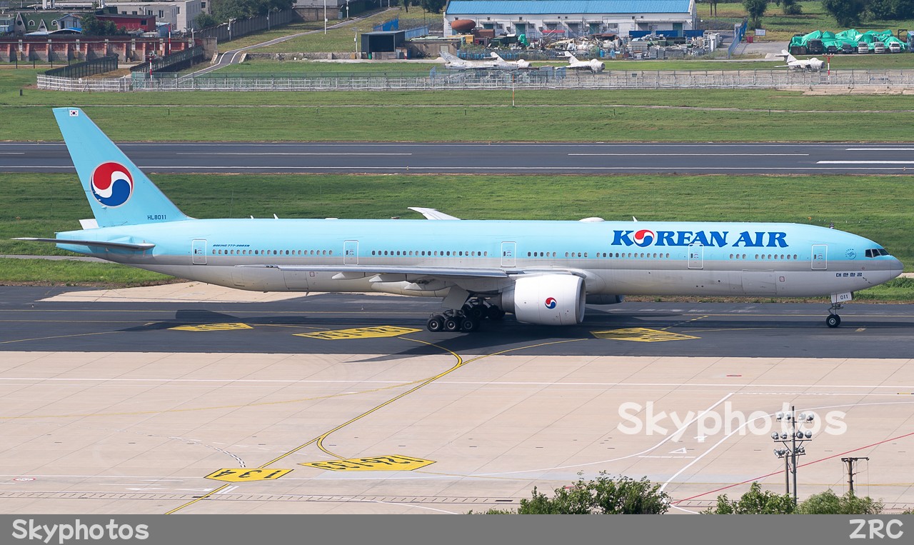 Korean Air B777-3B5(ER)