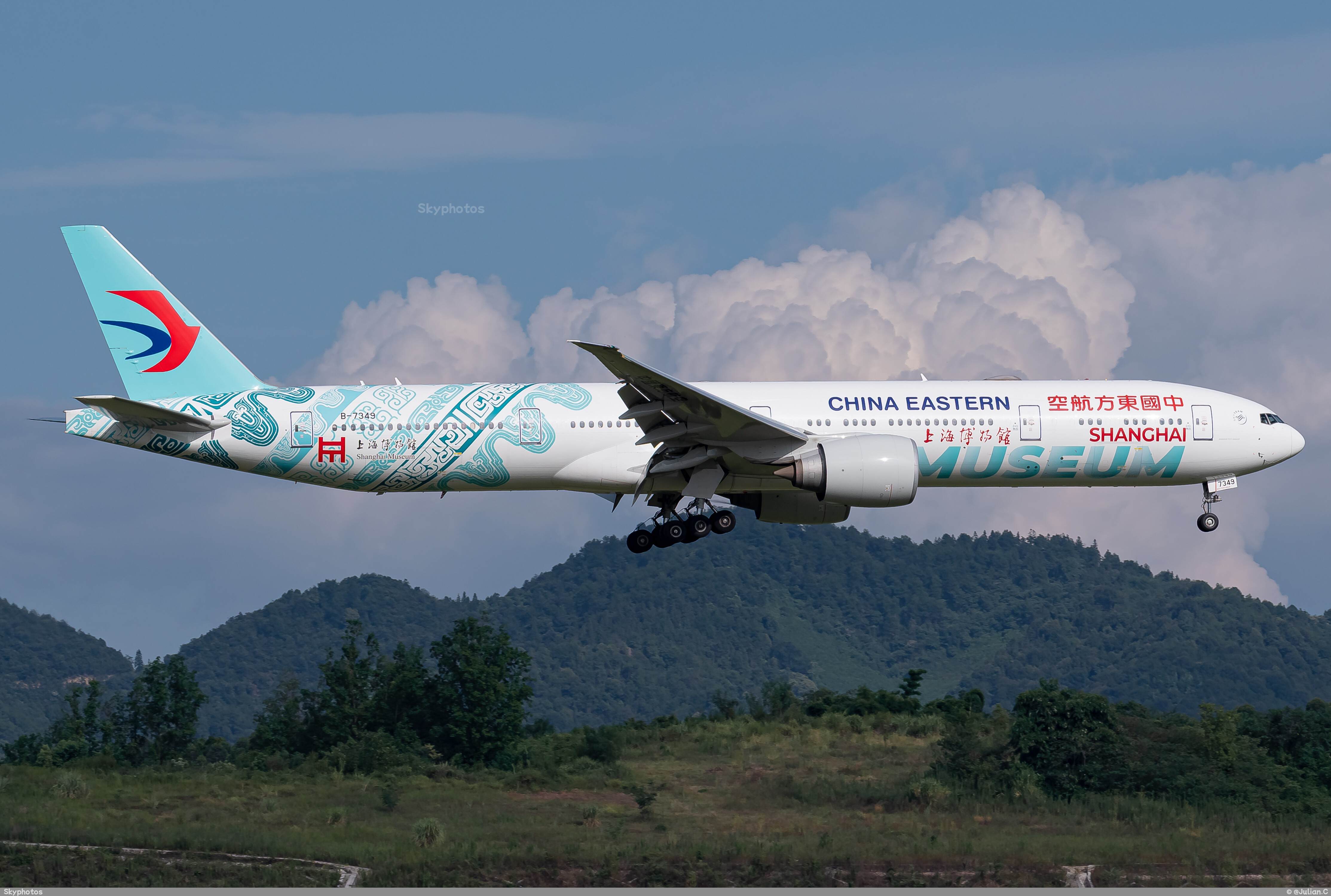 中国东方航空 Boeing 777-39PER