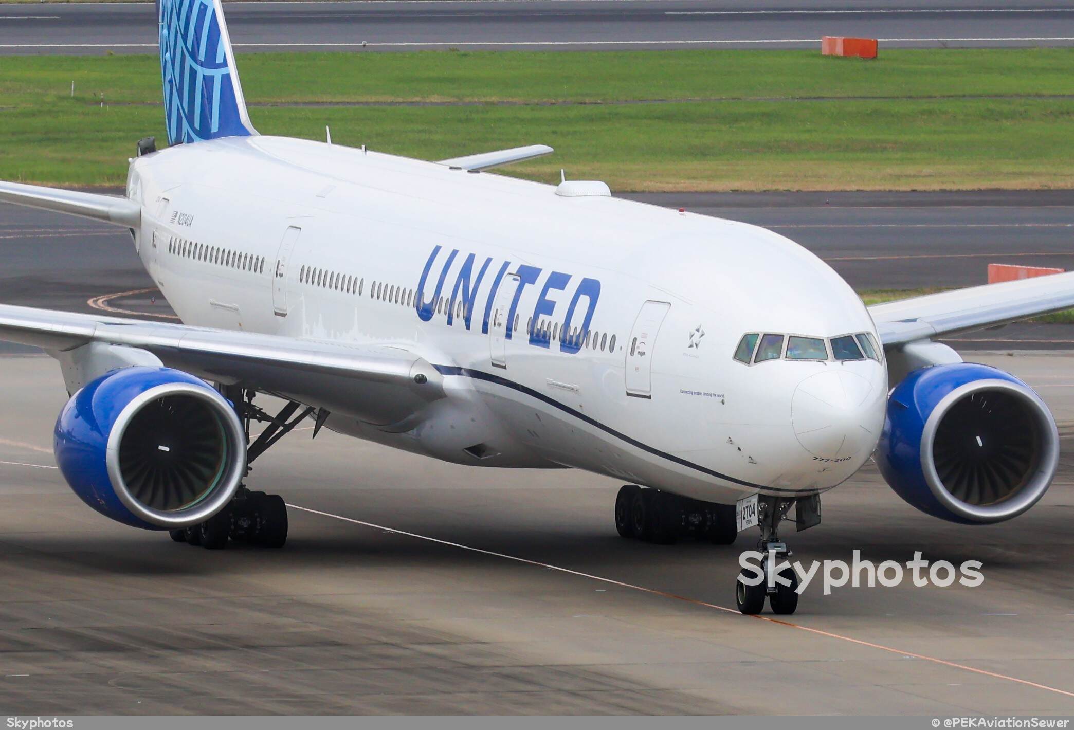 United Airlines Boeing 777-200ER