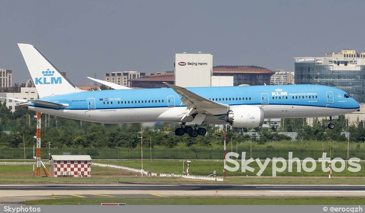 荷兰皇家航空 B787-9