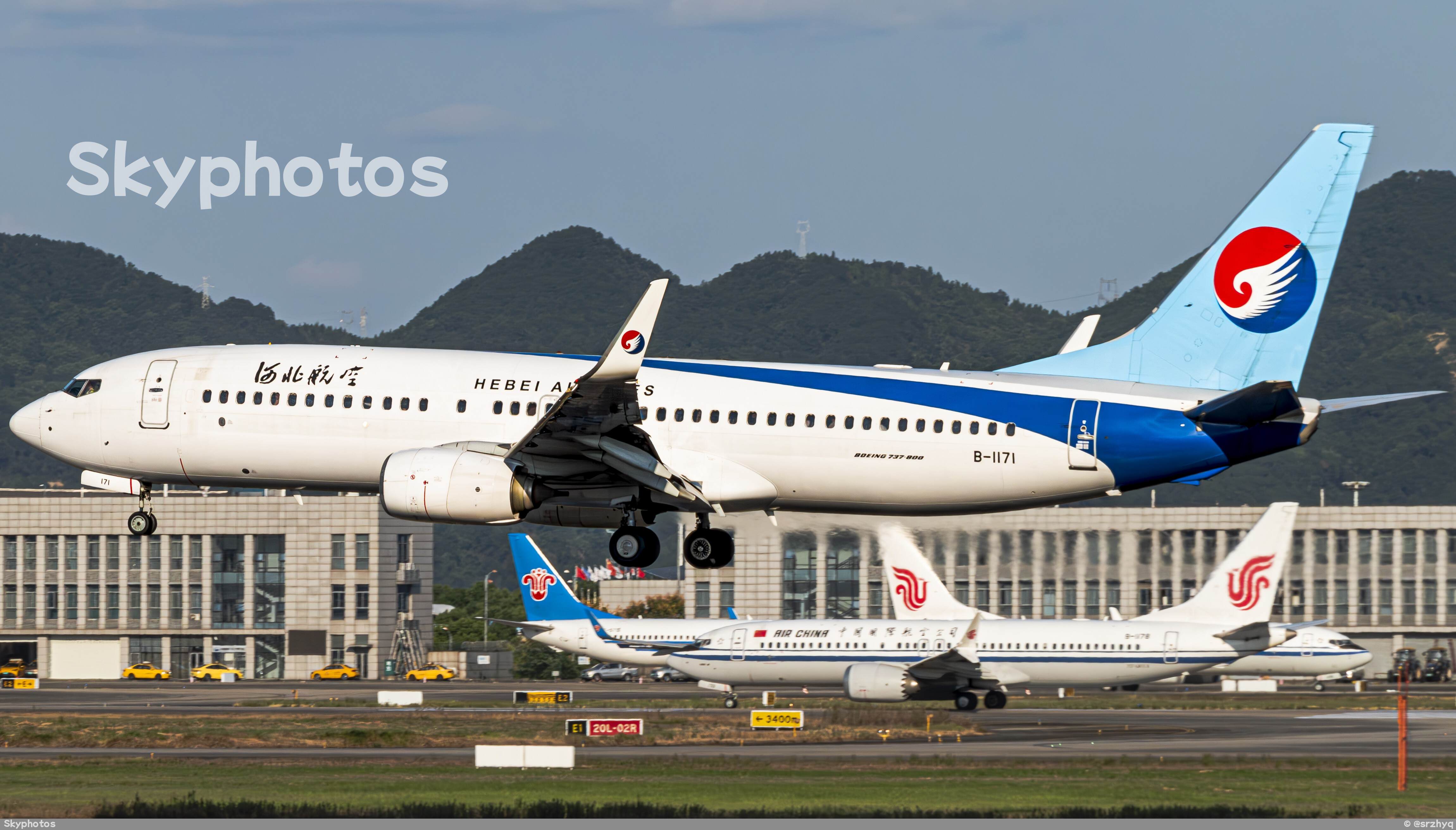 河北航空 B737-800(WL)