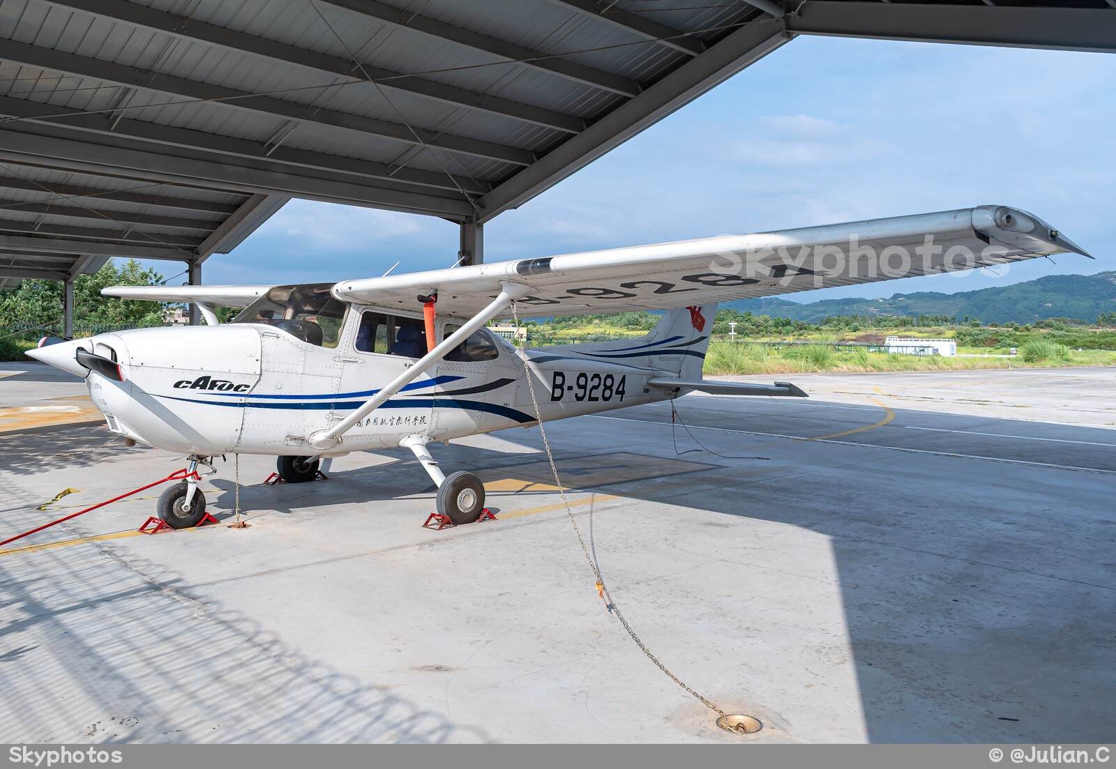 中国民航飞行学院 Cessna 172R