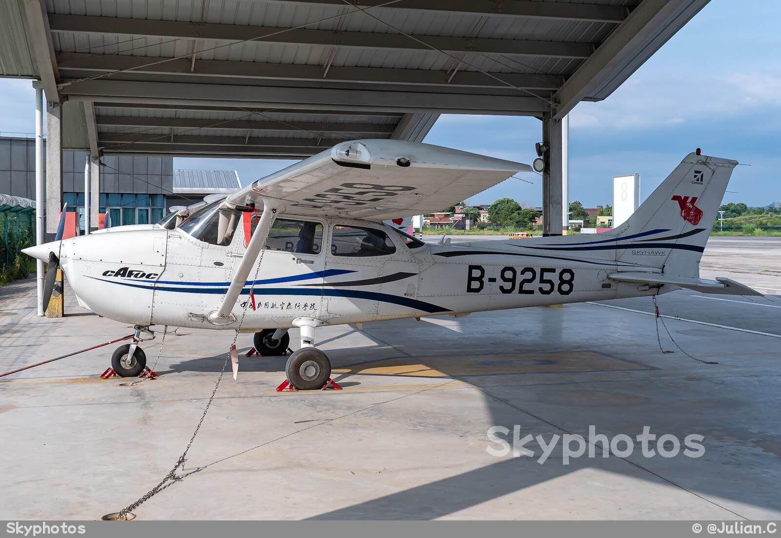 中国民航飞行学院 Cessna 172R