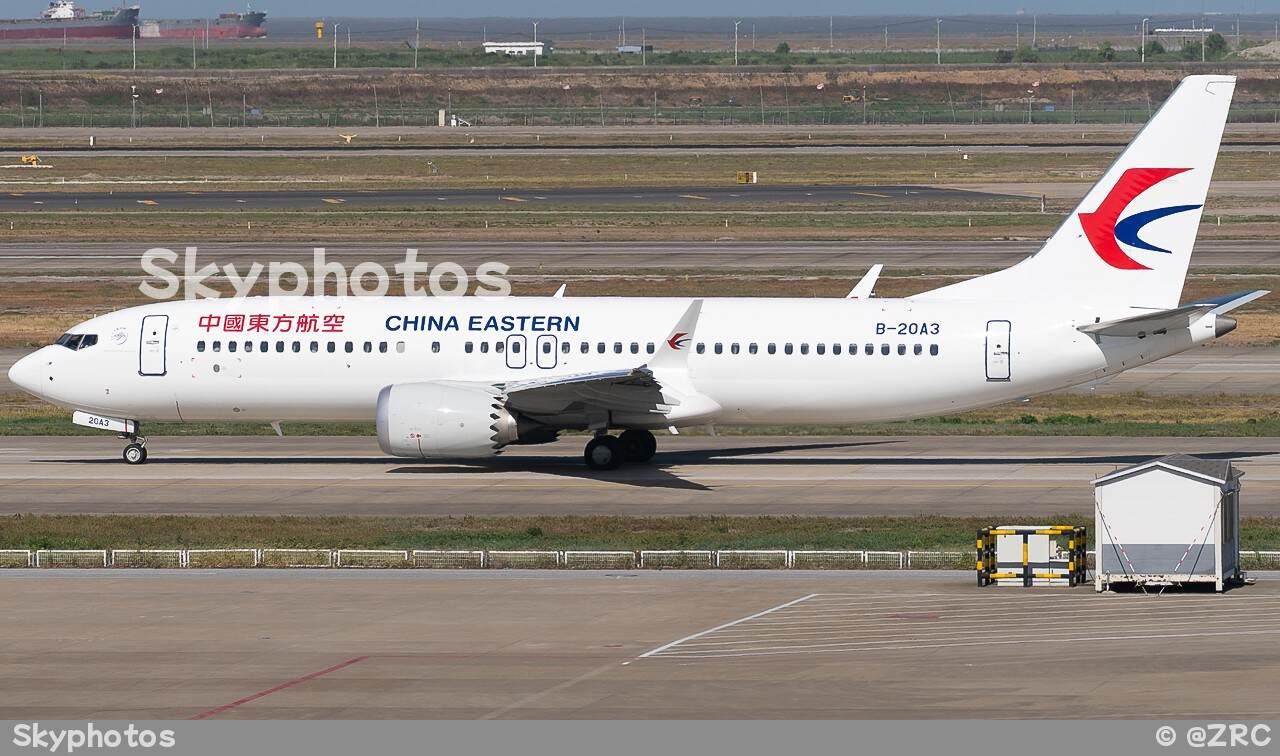 中国东方航空 B737-8