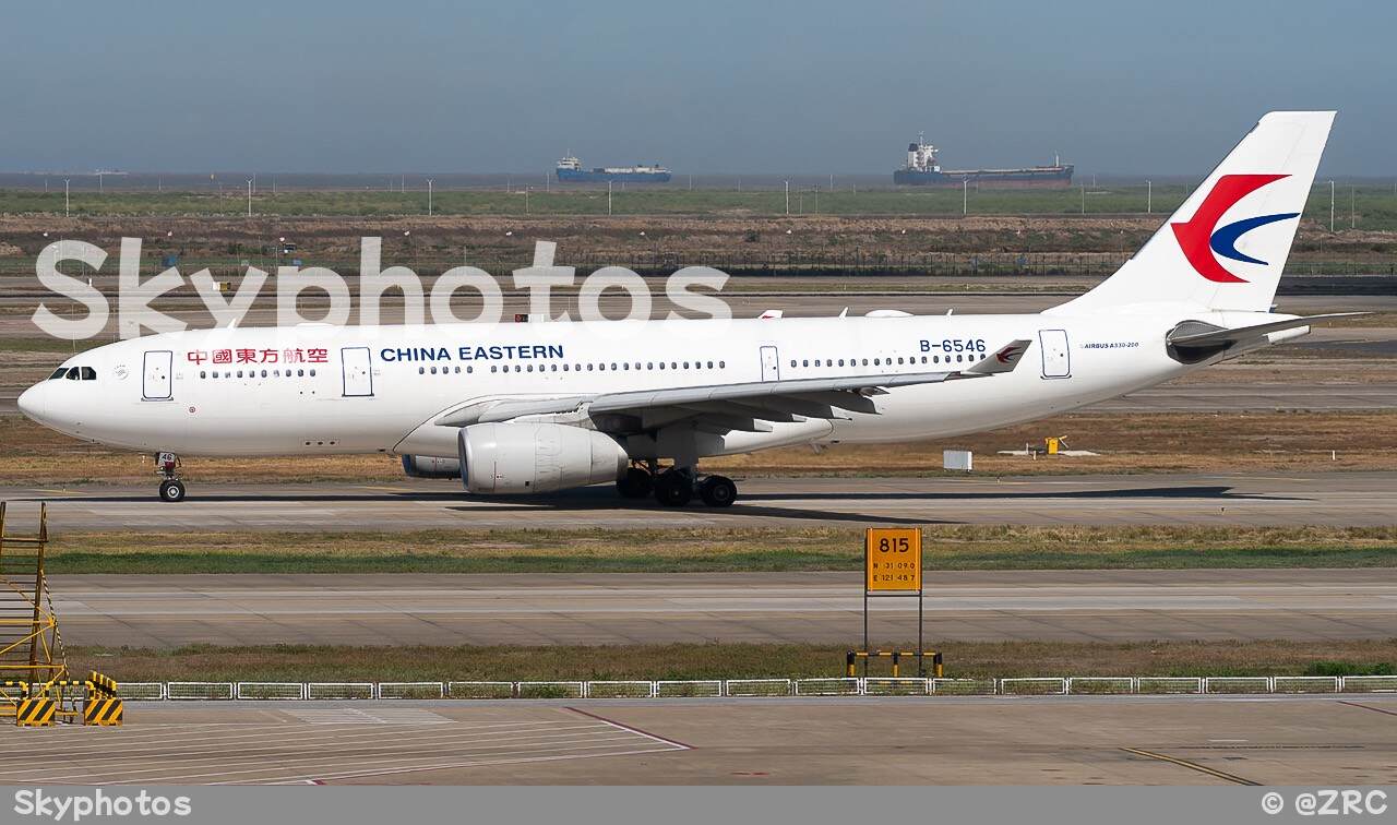 中国东方航空 A330-243