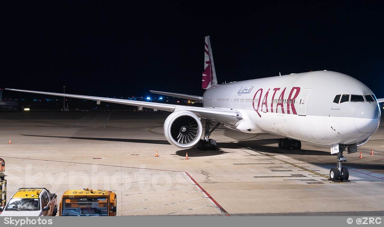 Qatar Airline B777-300ER