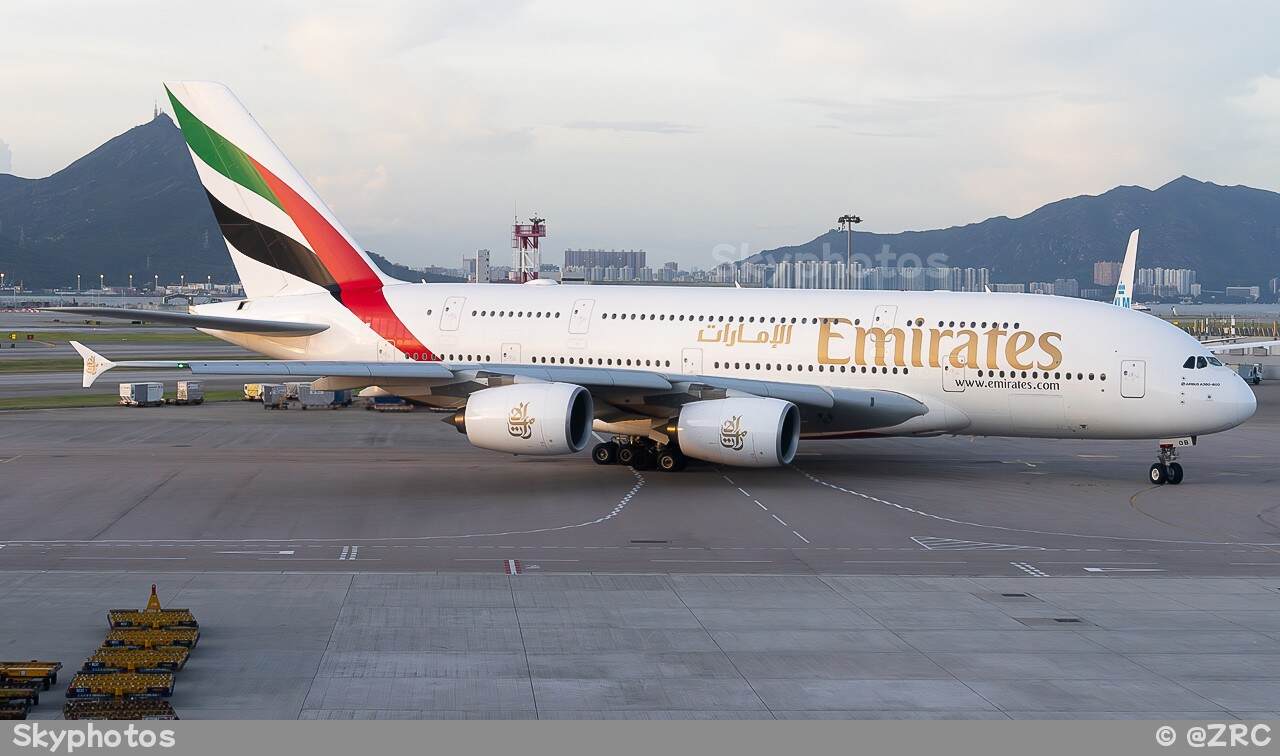 Emirates A380-861