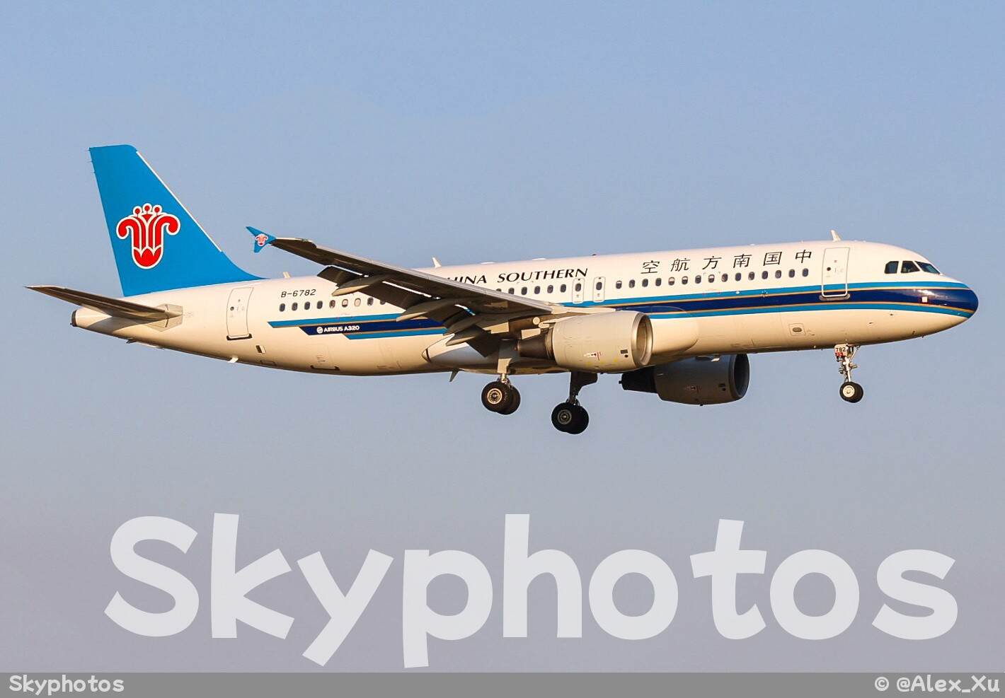 中国南方航空 A320-214 at 沈阳桃仙国际机场