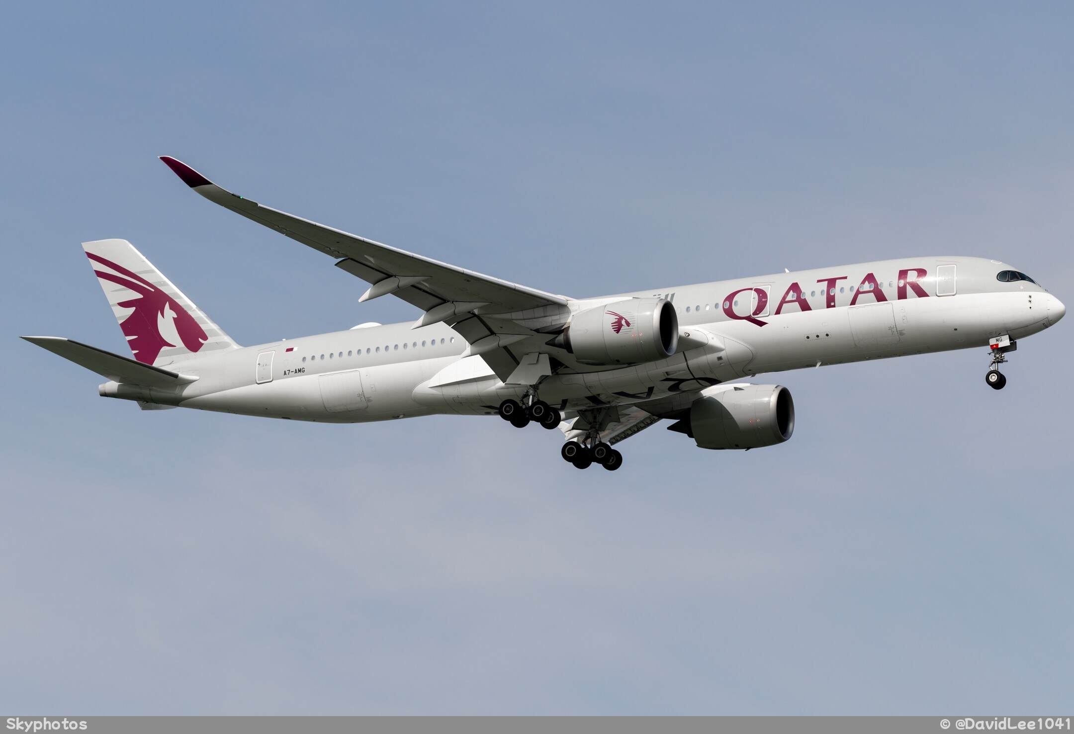 QATAR AIRBUS A350-941