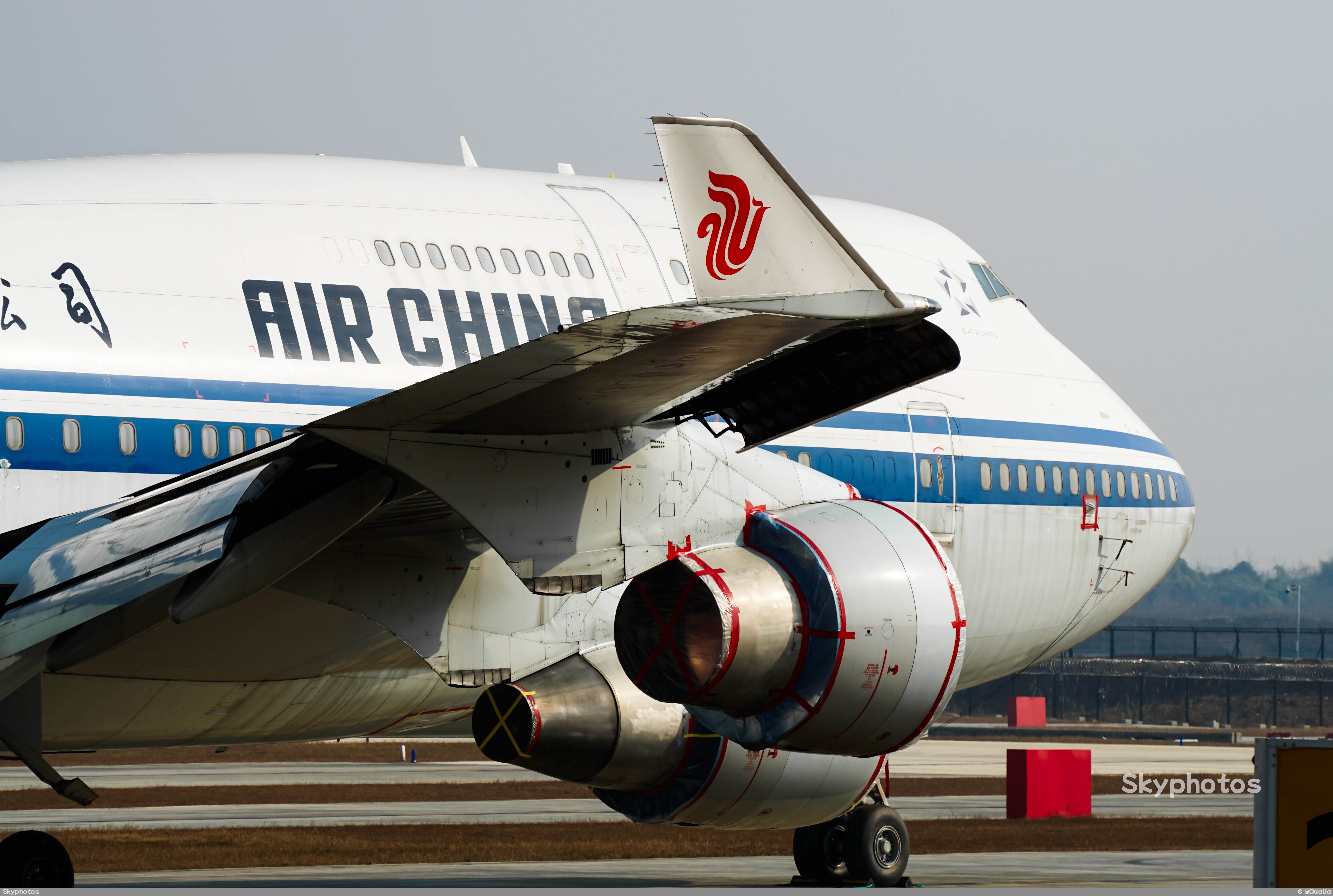 中国国际航空 B747-4J6