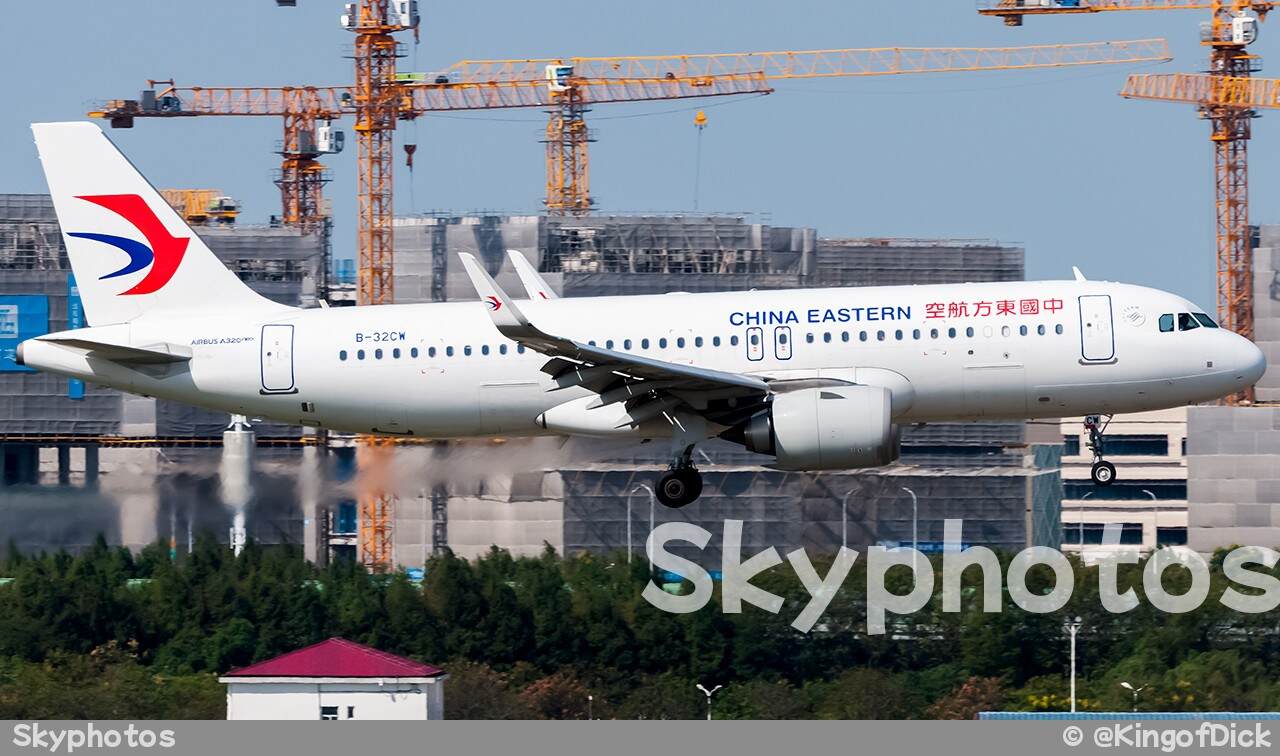 中国东方航空 A320-251N