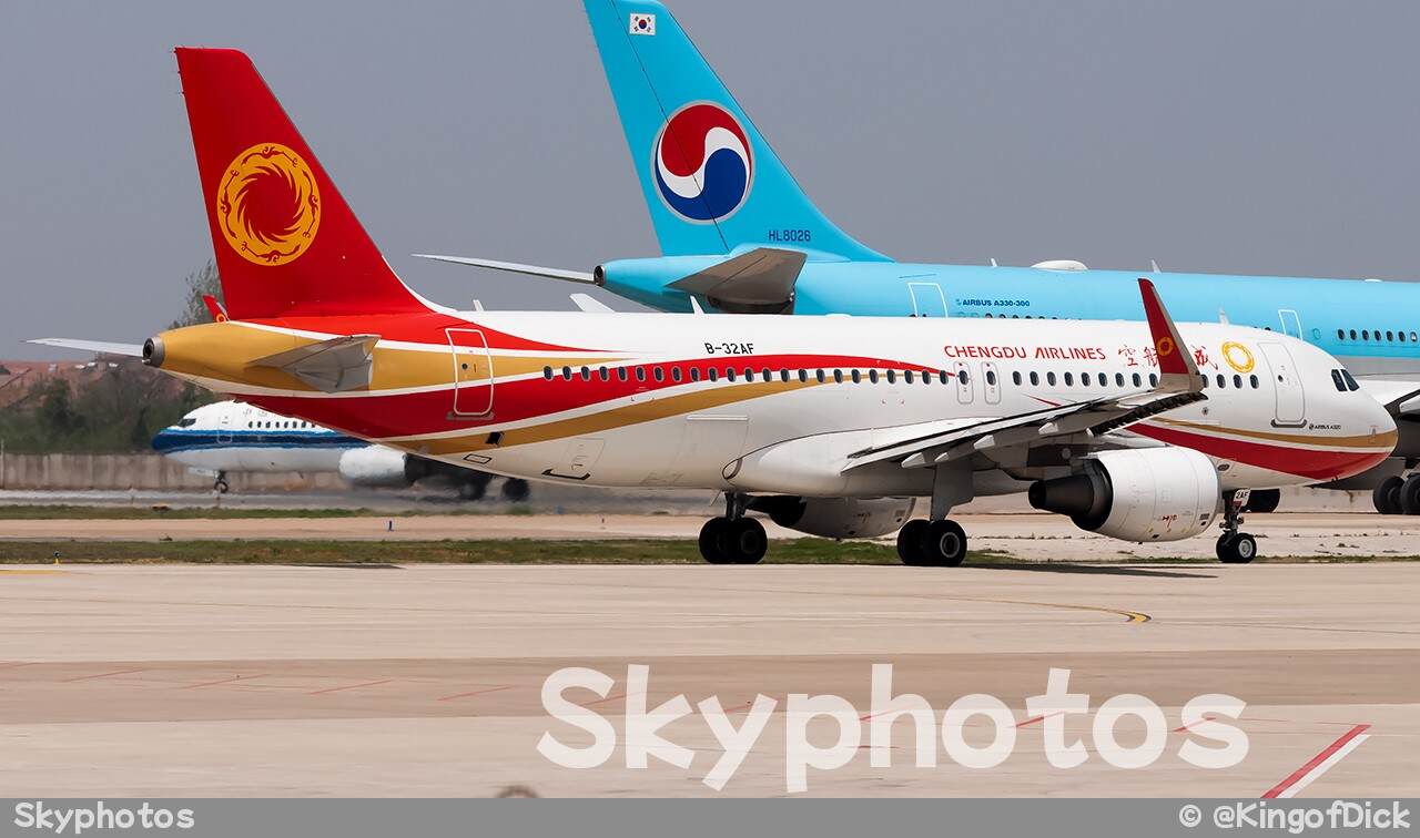 成都航空 A320-214(SL)