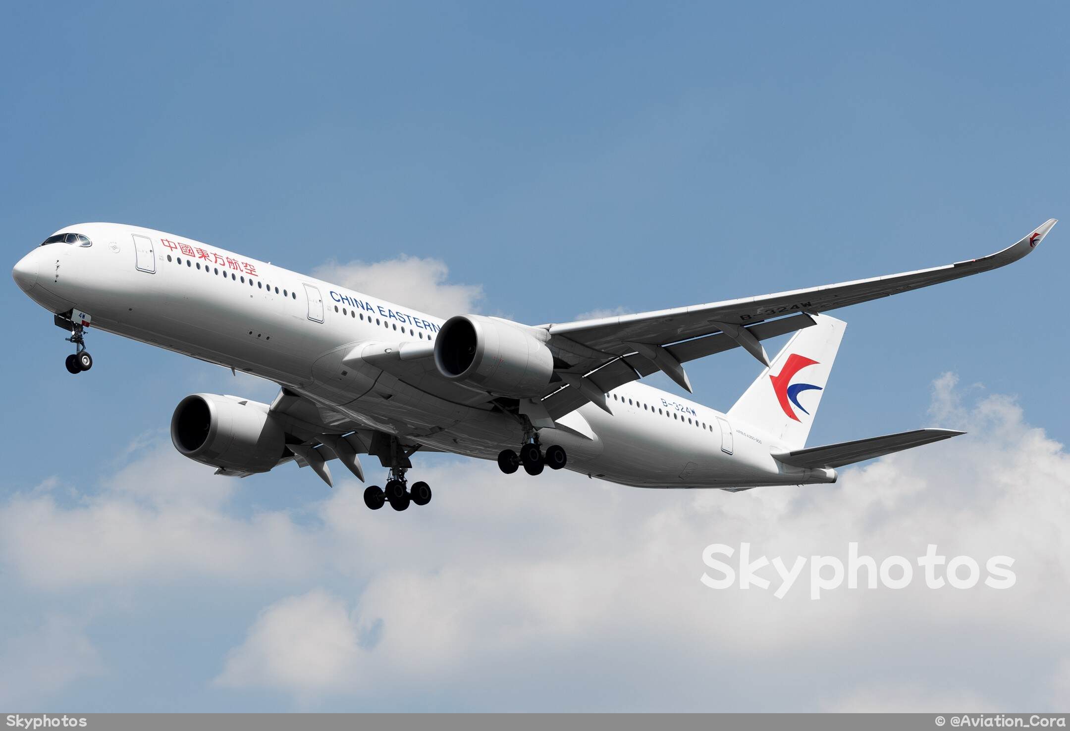 中国东方航空 A350-941