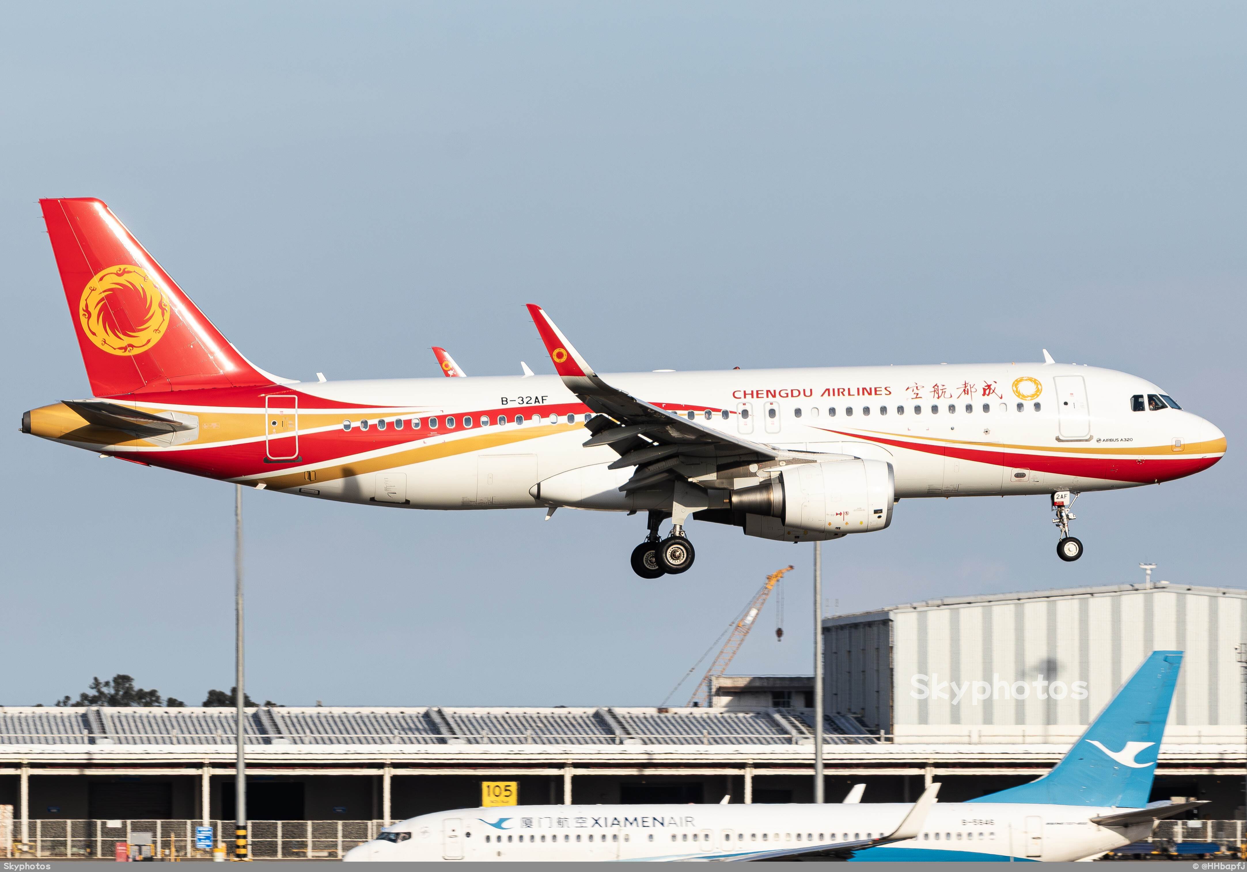 成都航空 A320-214(SL)