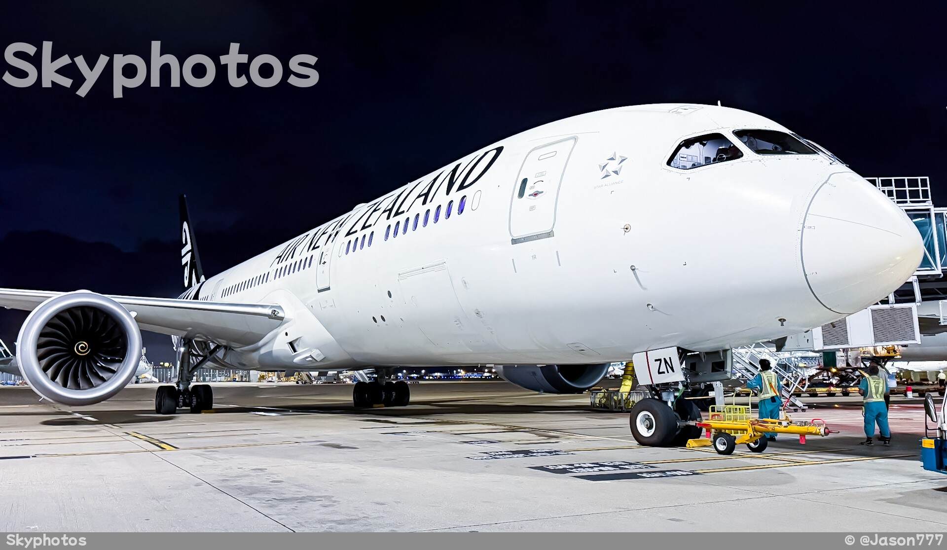 新西兰航空 B787-9