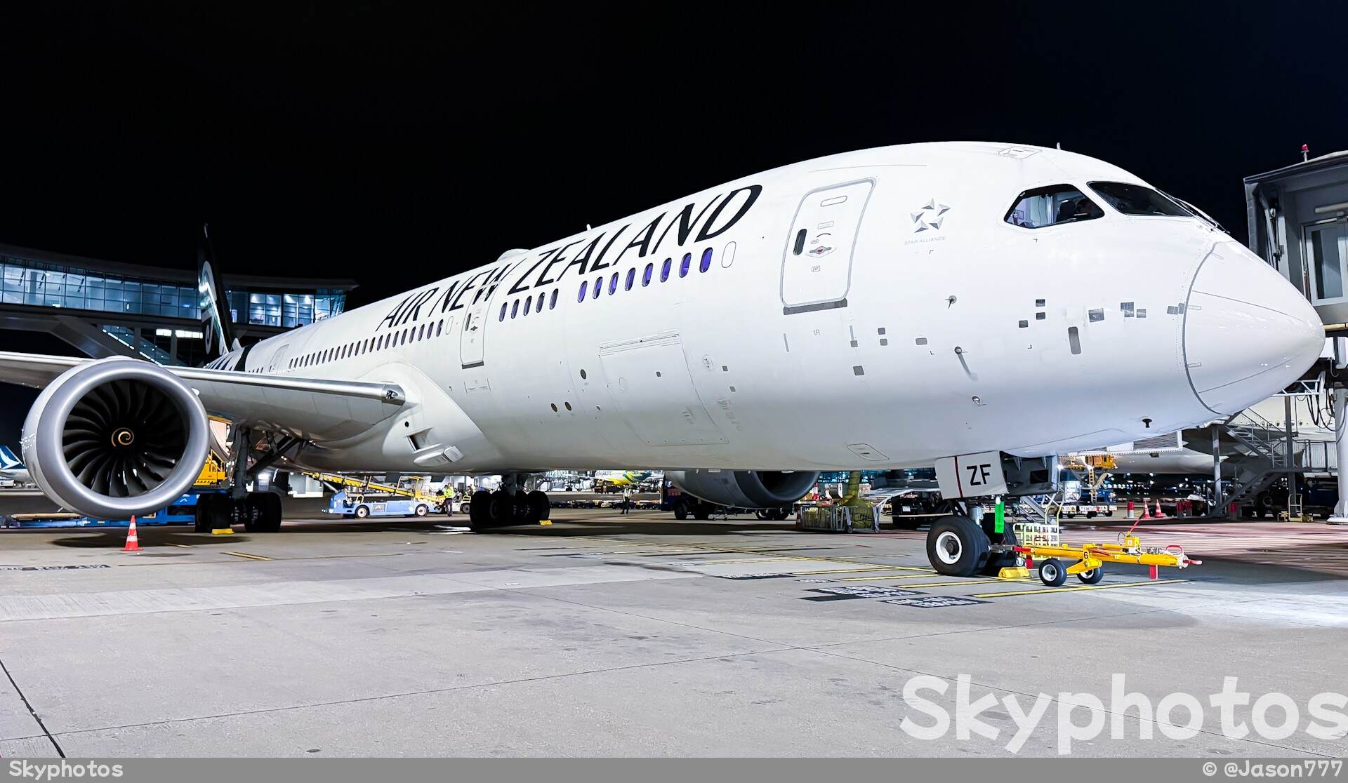 新西兰航空 B787-9