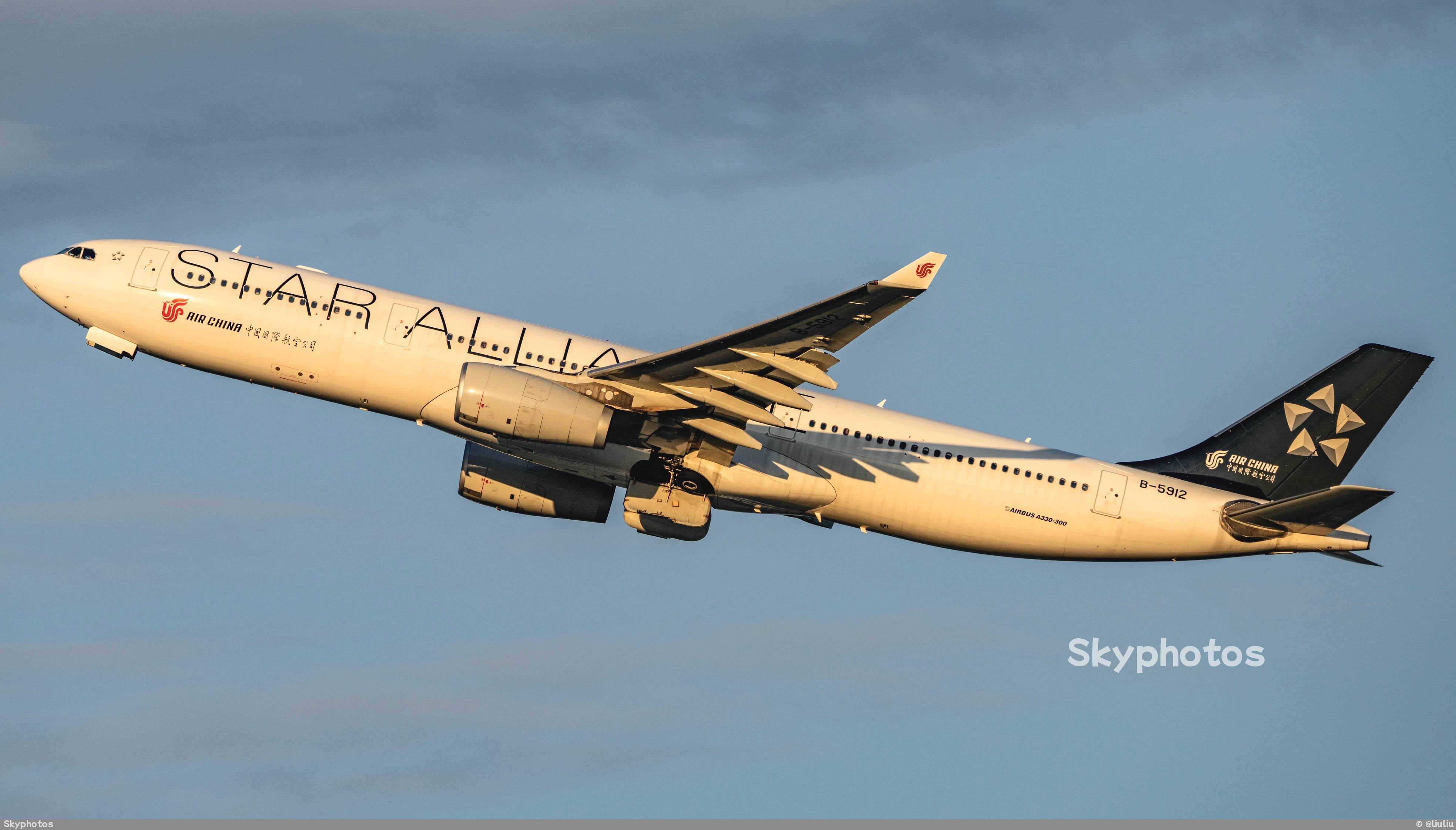 中国国际航空 A330-343X at ZBAA