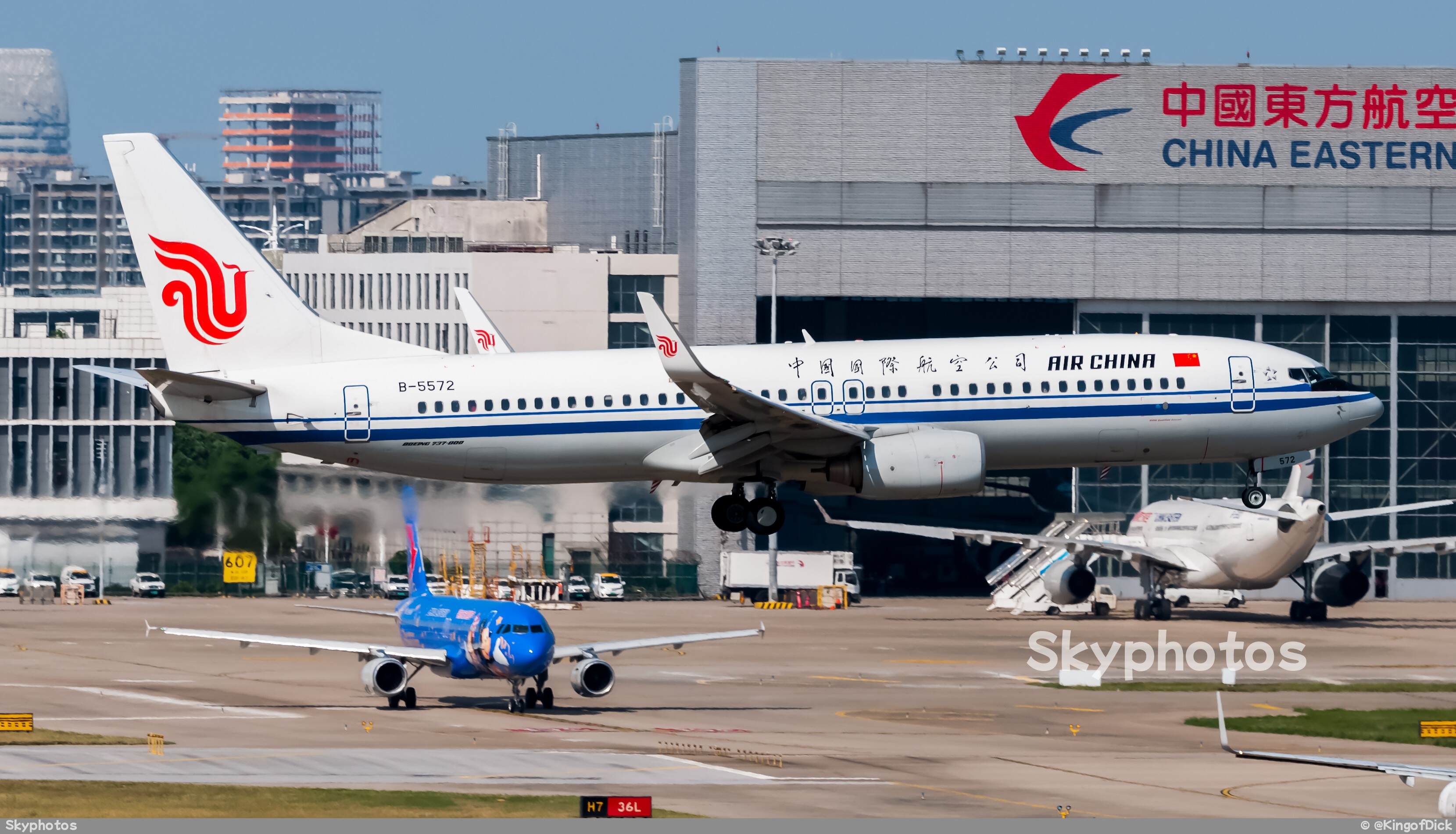 中国国际航空 B737-89L(WL)