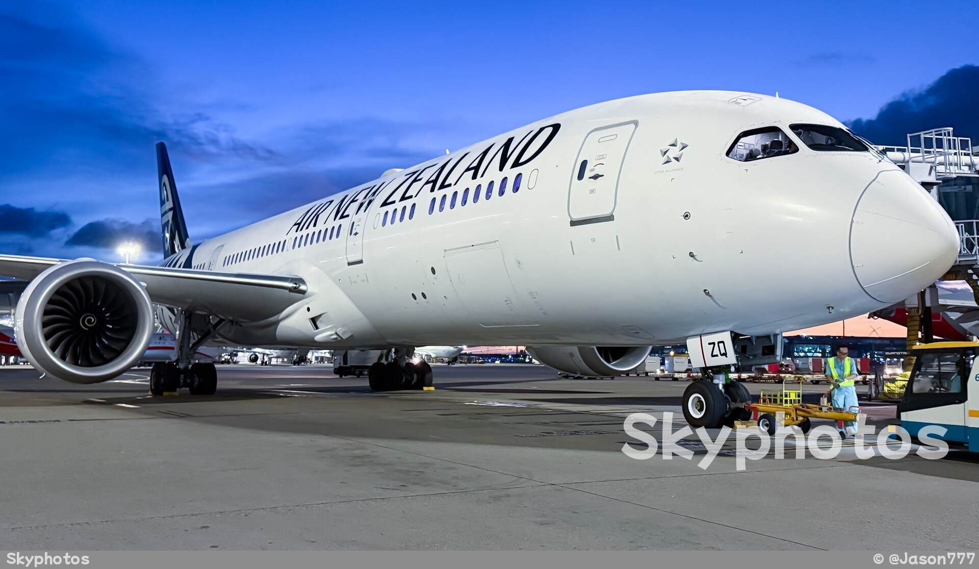 新西兰航空 B787-9