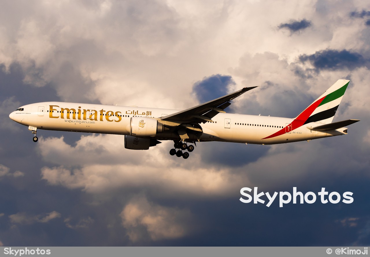 阿联酋航空 Boeing 777-300ER