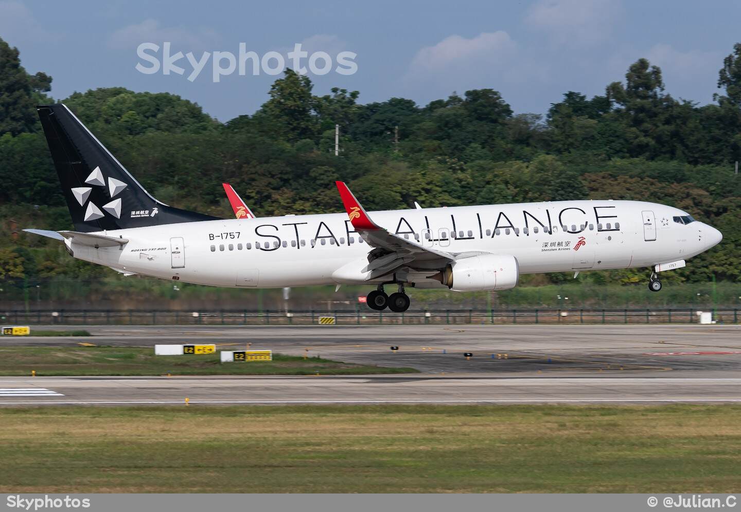 深圳航空 B737-87L(WL)