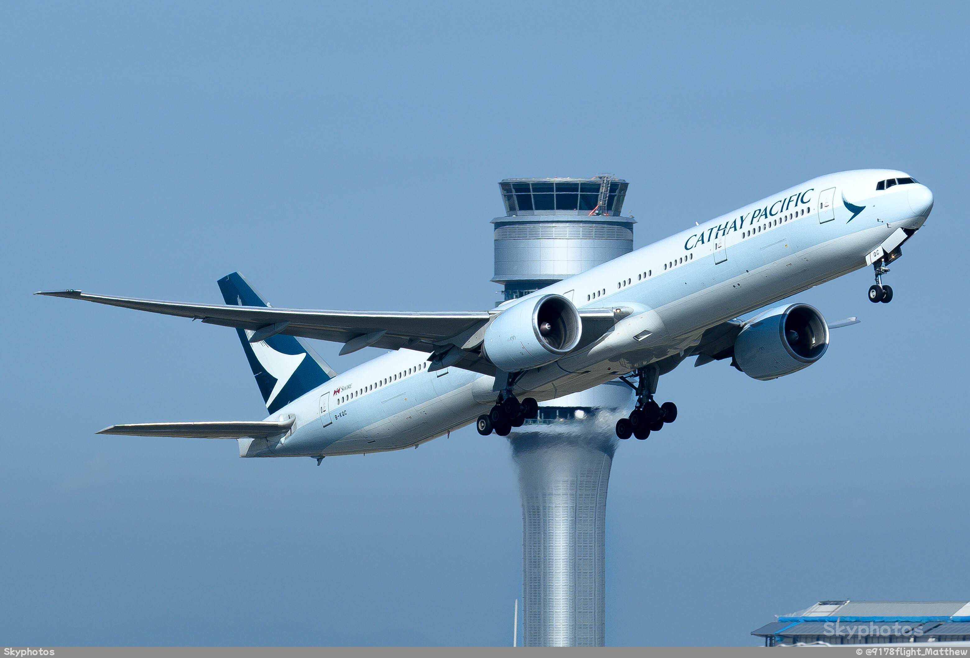 国泰航空 B777-367(ER)