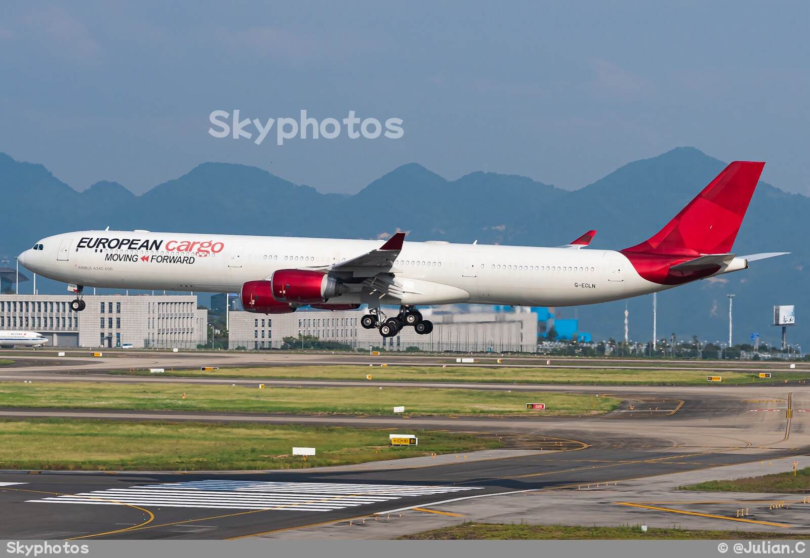 European Cargo Airbus A340-642（F）