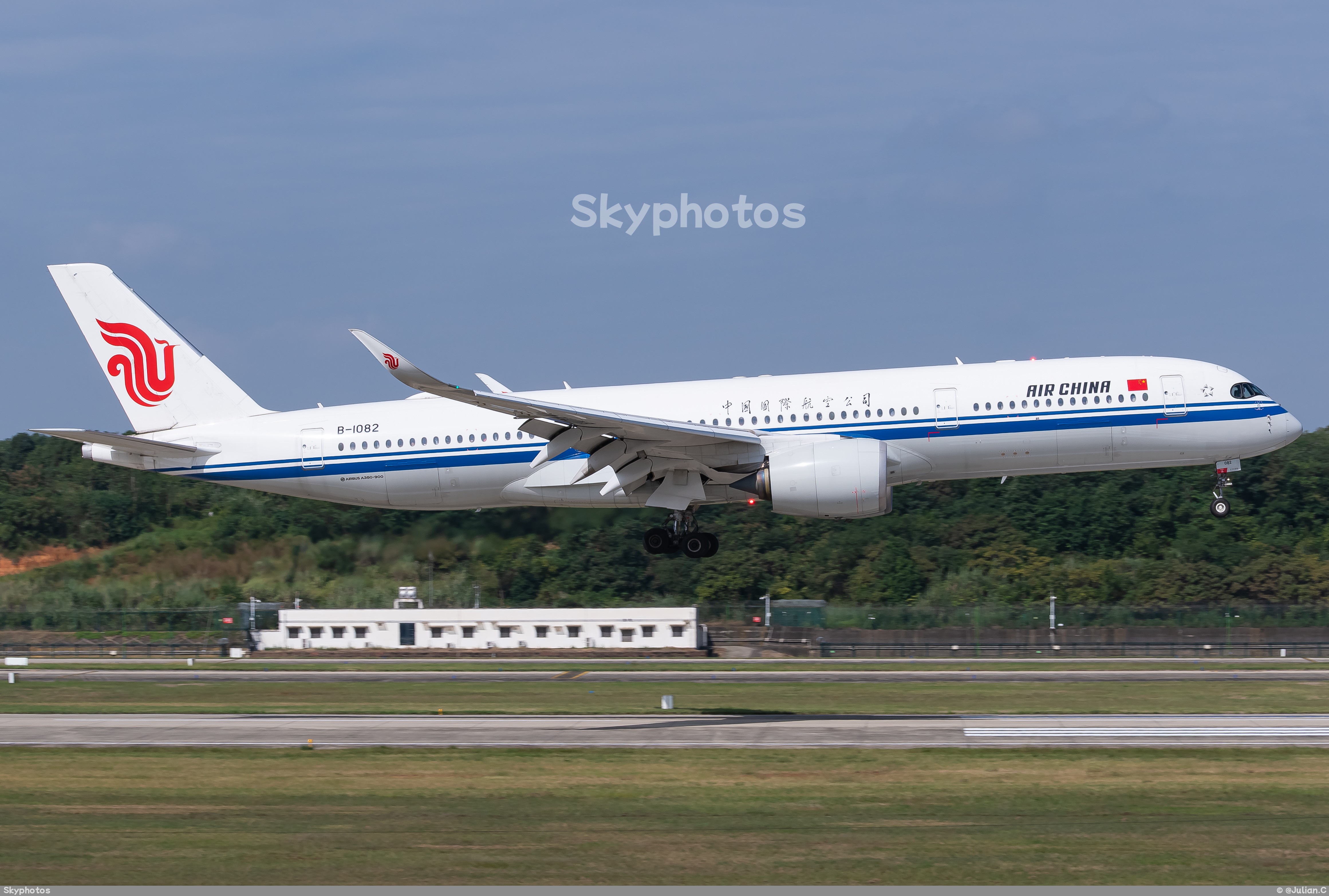 中国国际航空 A350-941 at 成都双流国际机场