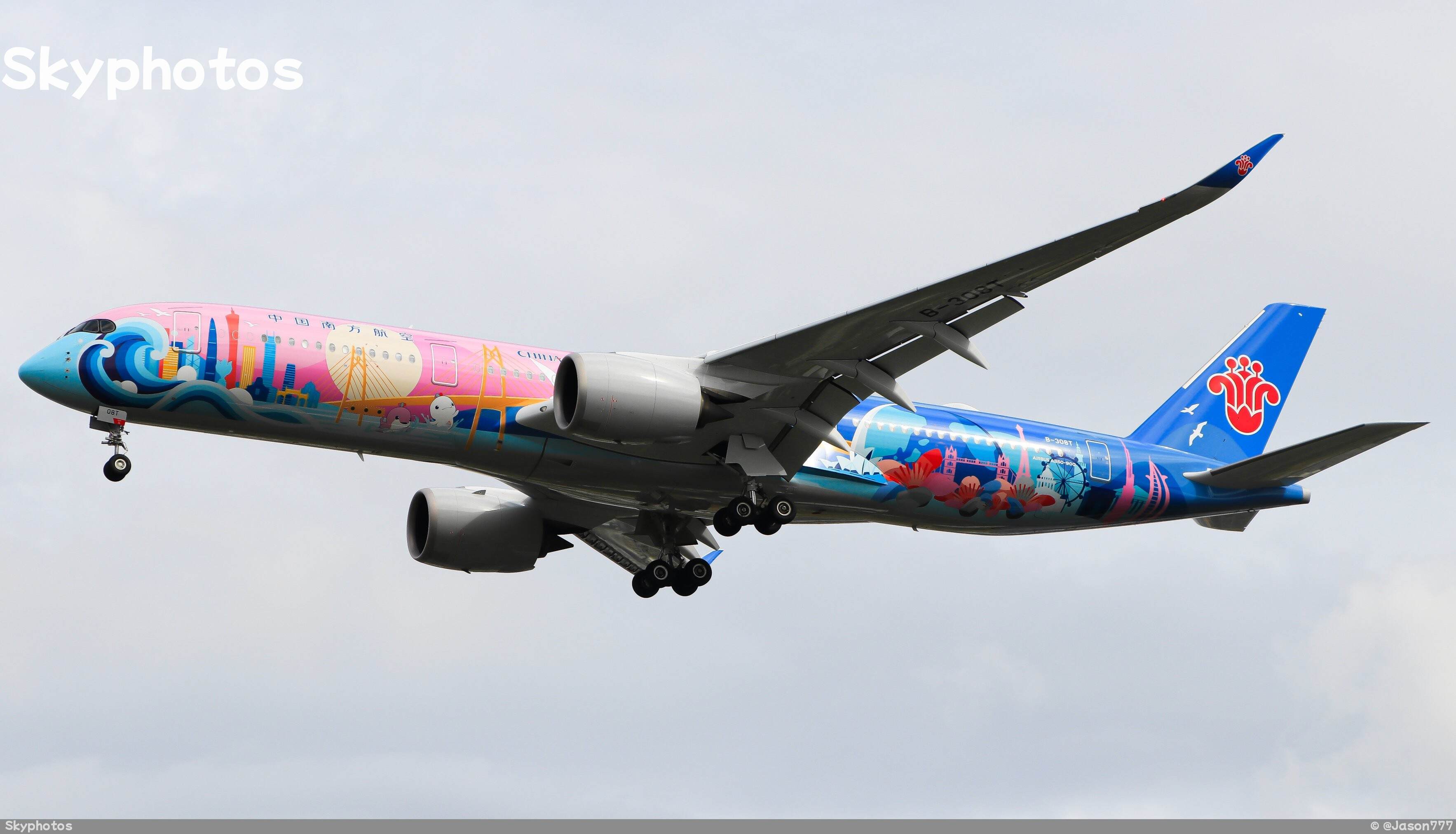 中国南方航空 A350-941 at 广州白云机场