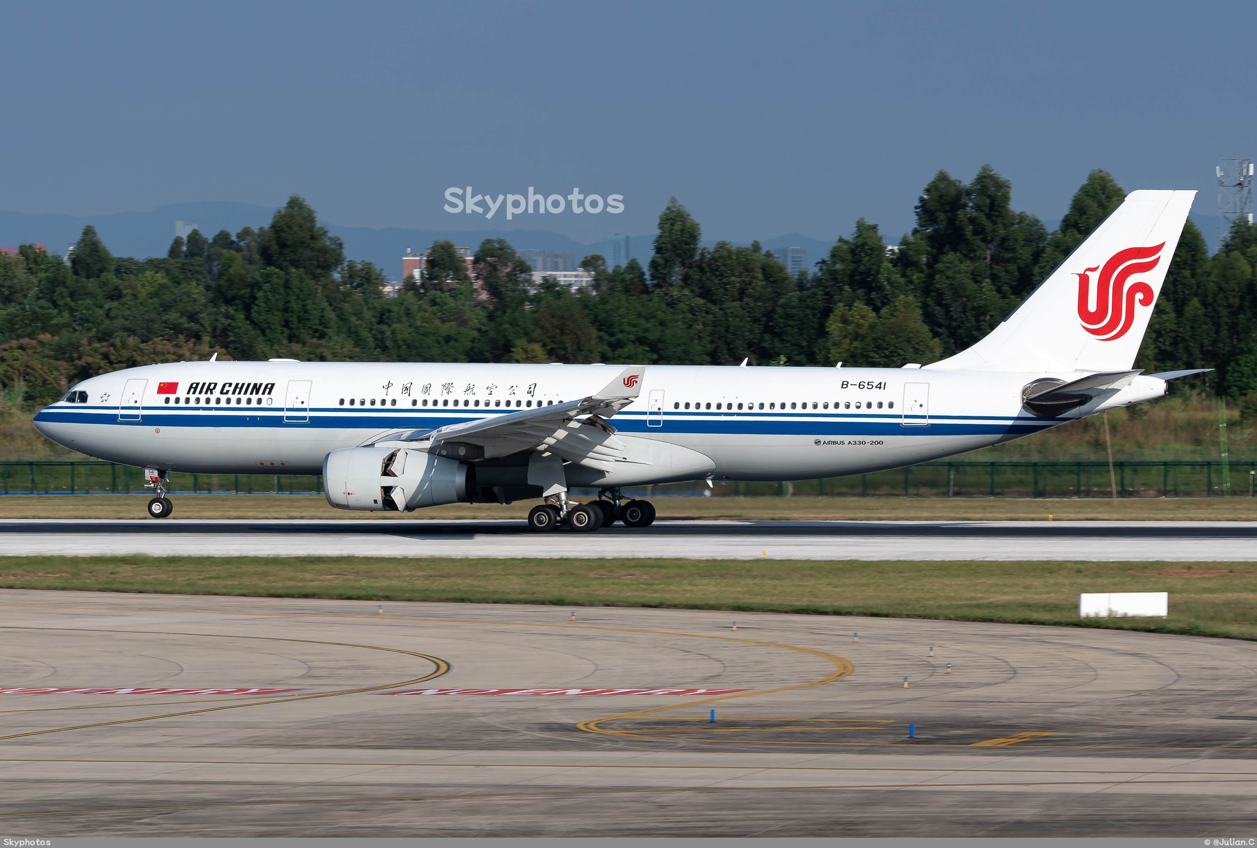 中国国际航空 A330-243