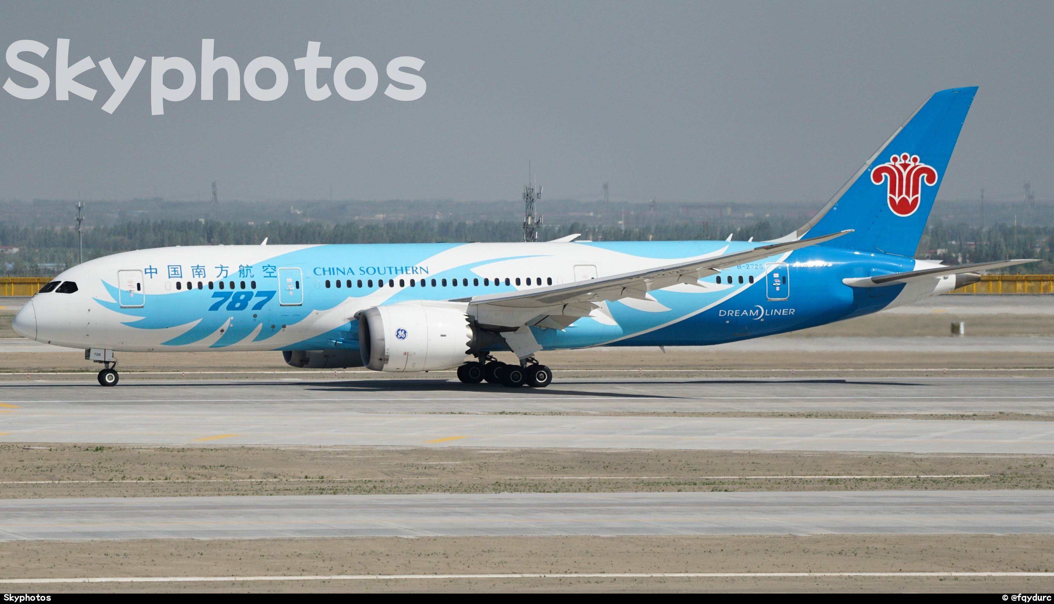 中国南方航空 B787-8 at 乌鲁木齐国际机场