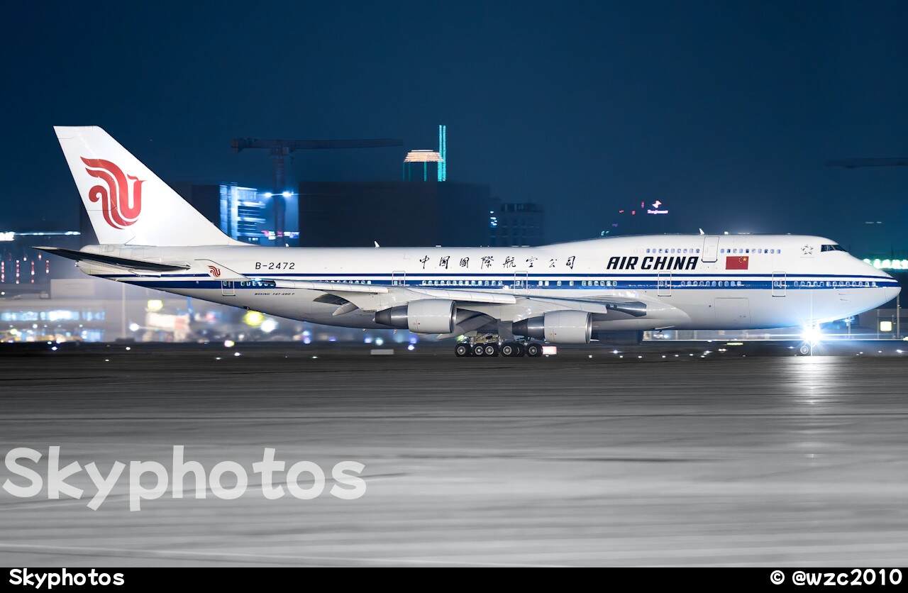 中国国际航空 B747-4J6