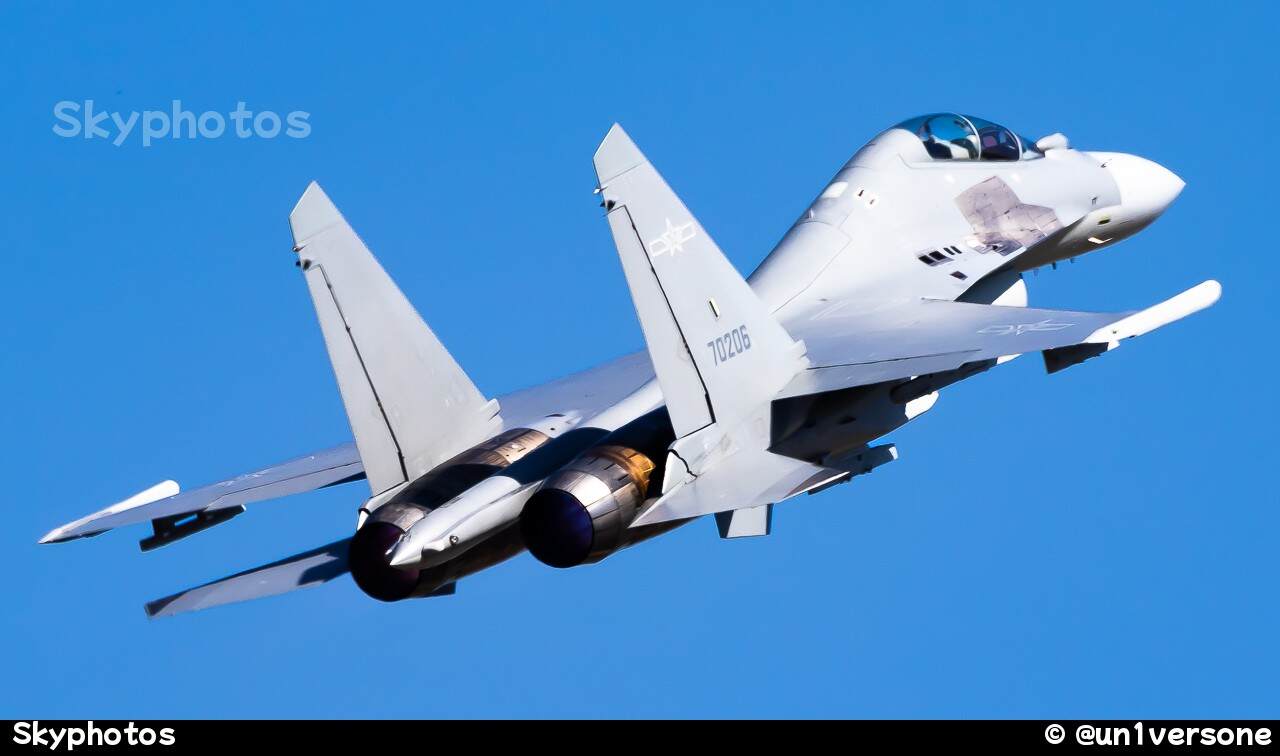 中国人民解放军空军 Shenyang J-16