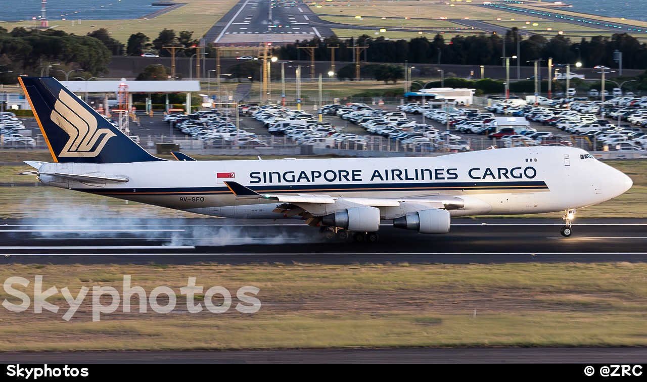 Singapore Airlines Cargo Boeing 747-412F(SCD)