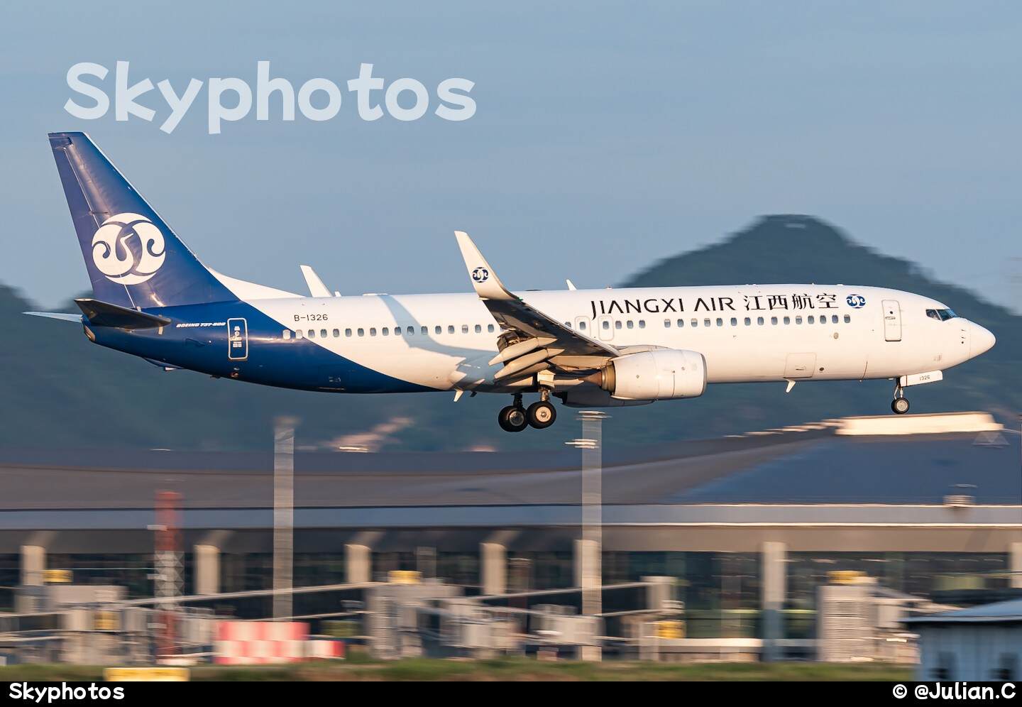 江西航空 Boeing B737-85C(WL)