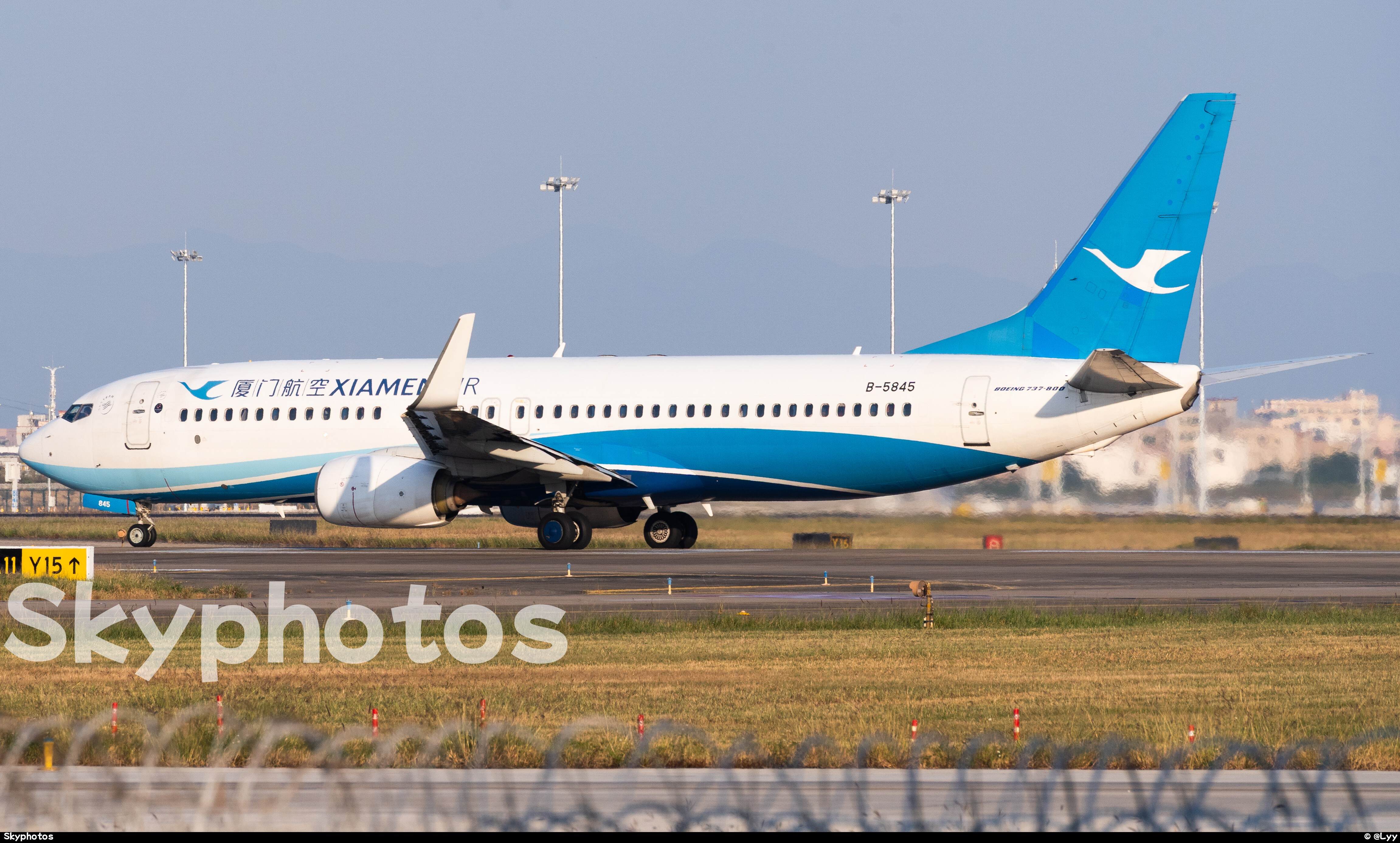 厦门航空 B737-85C(WL)