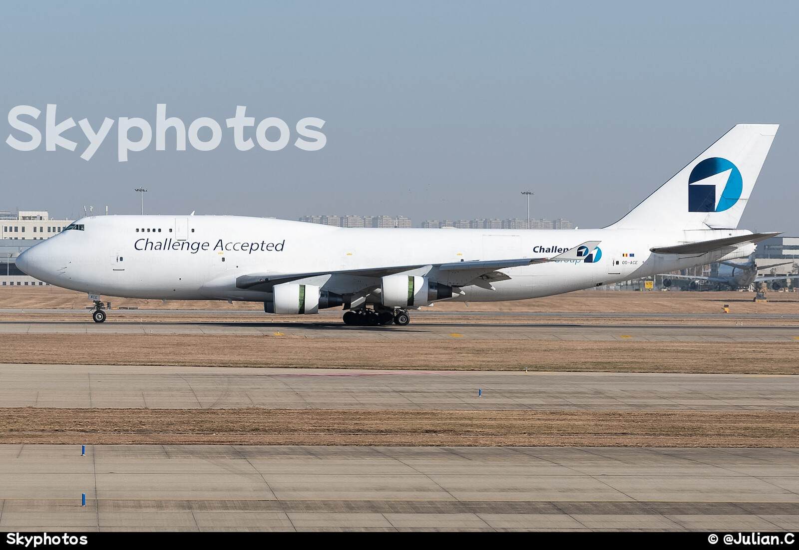 Challenge Airlines BE Boeing 747-412（BCF）