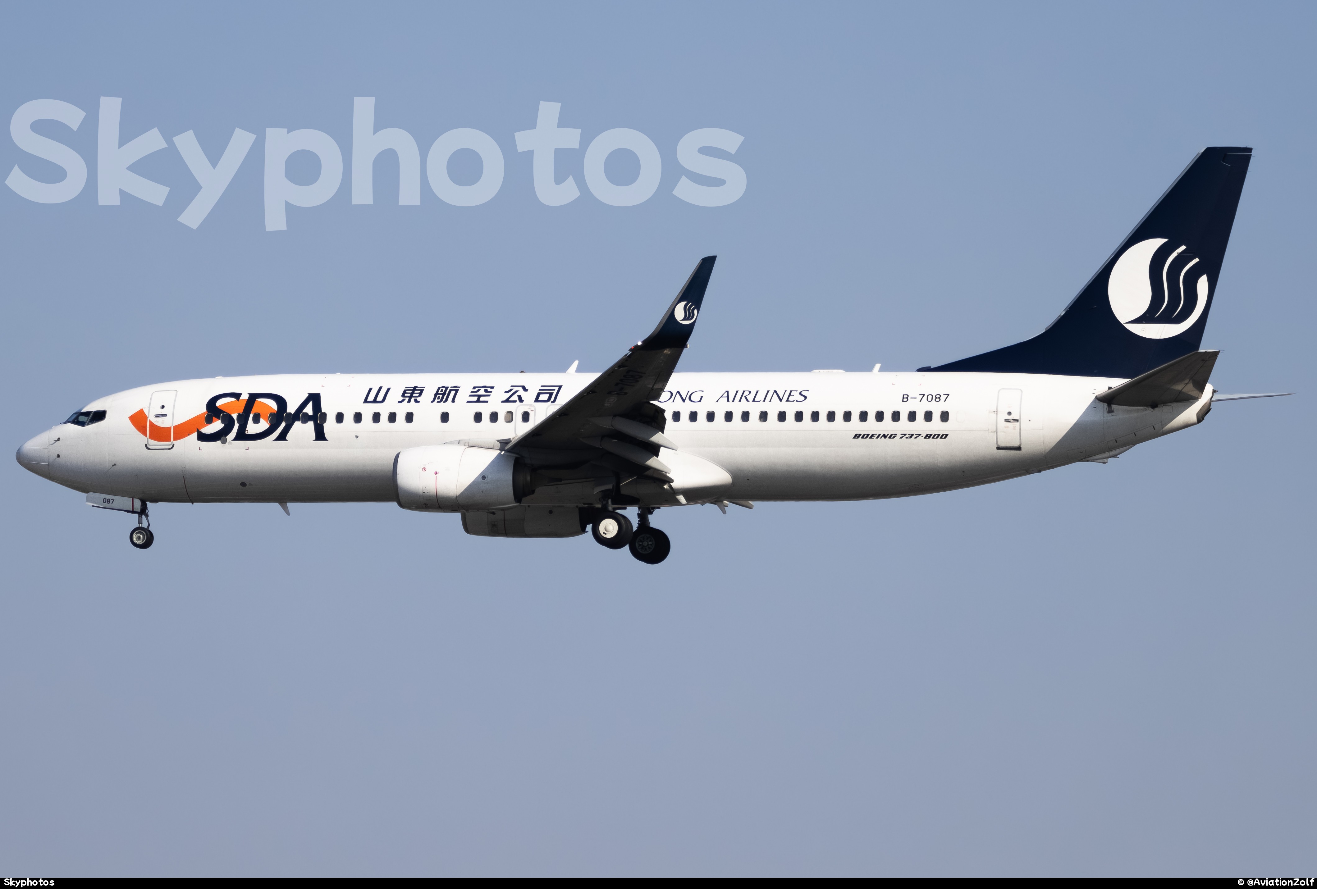 山东航空 B737-85N(WL)