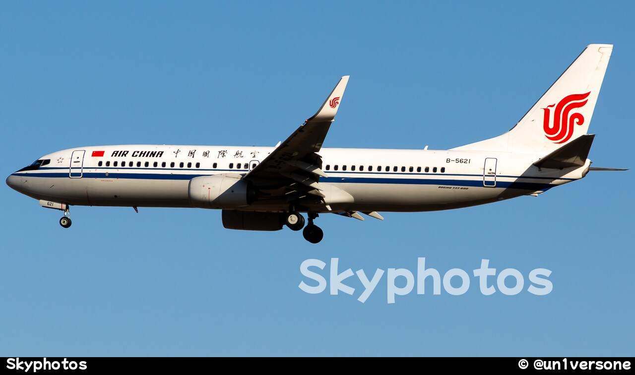 中国国际航空 B737-89L(WL)