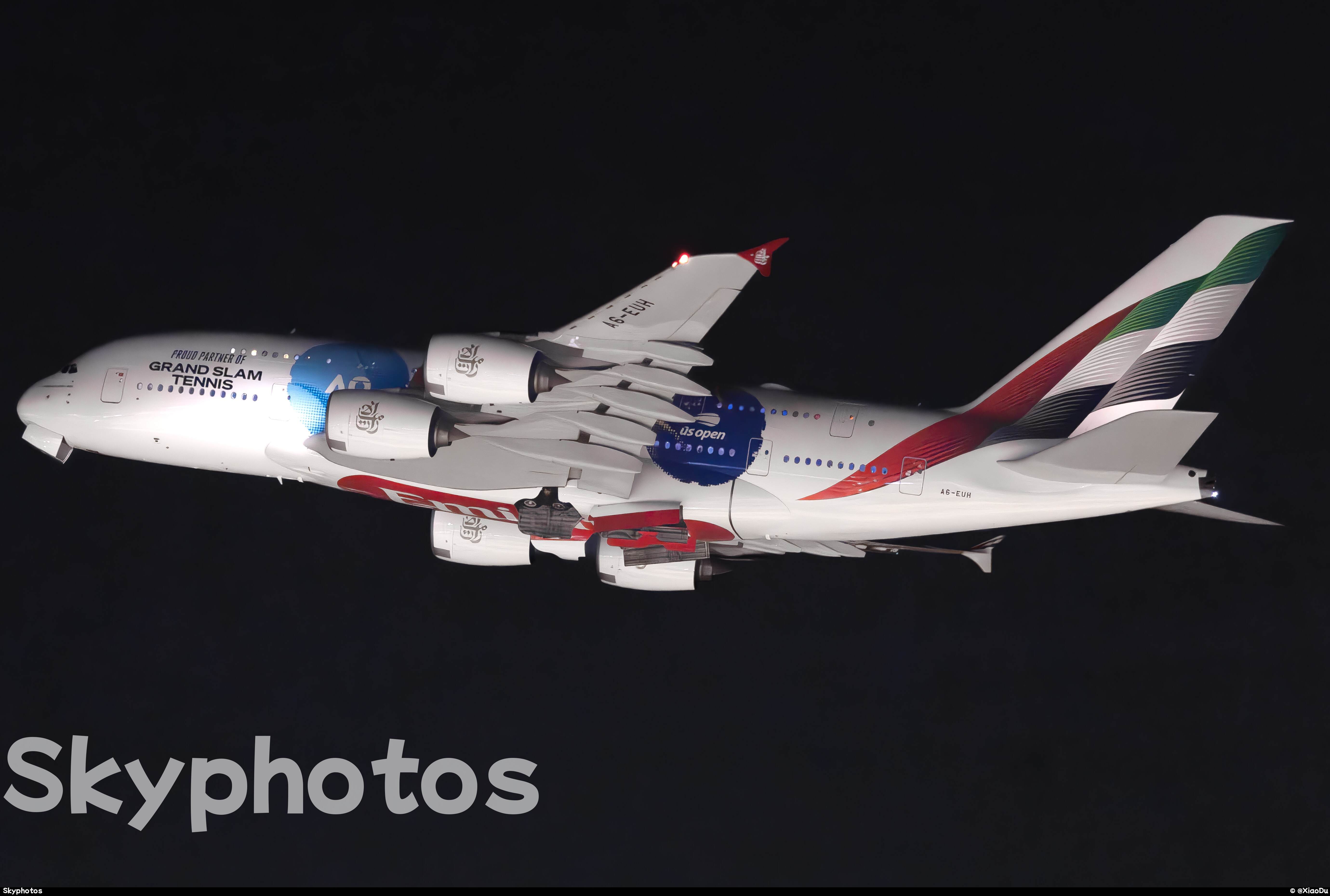阿联酋航空 Airbus A380-861 at 香港国际机场
