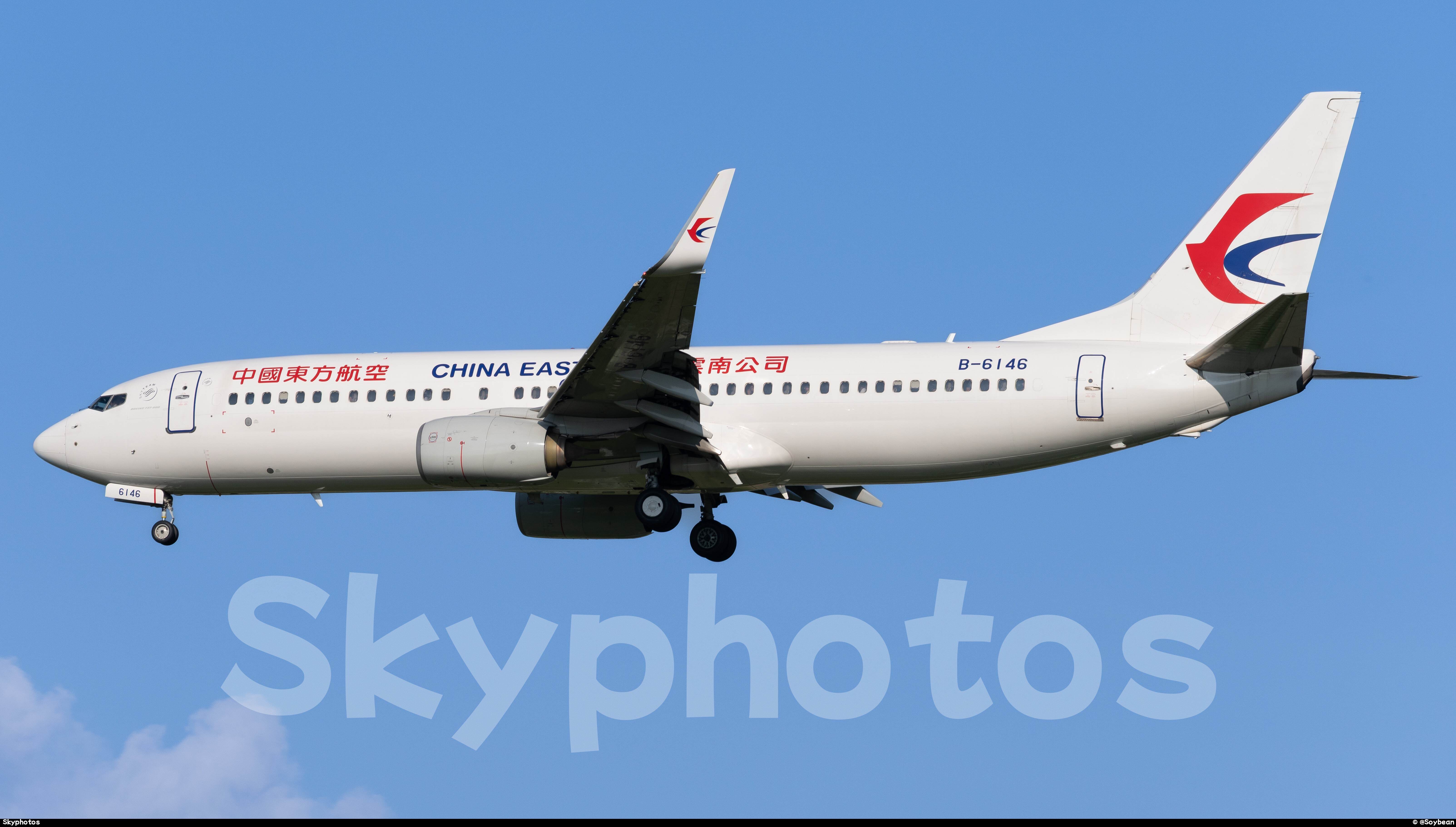 中国东方航空 B737-89P(WL)