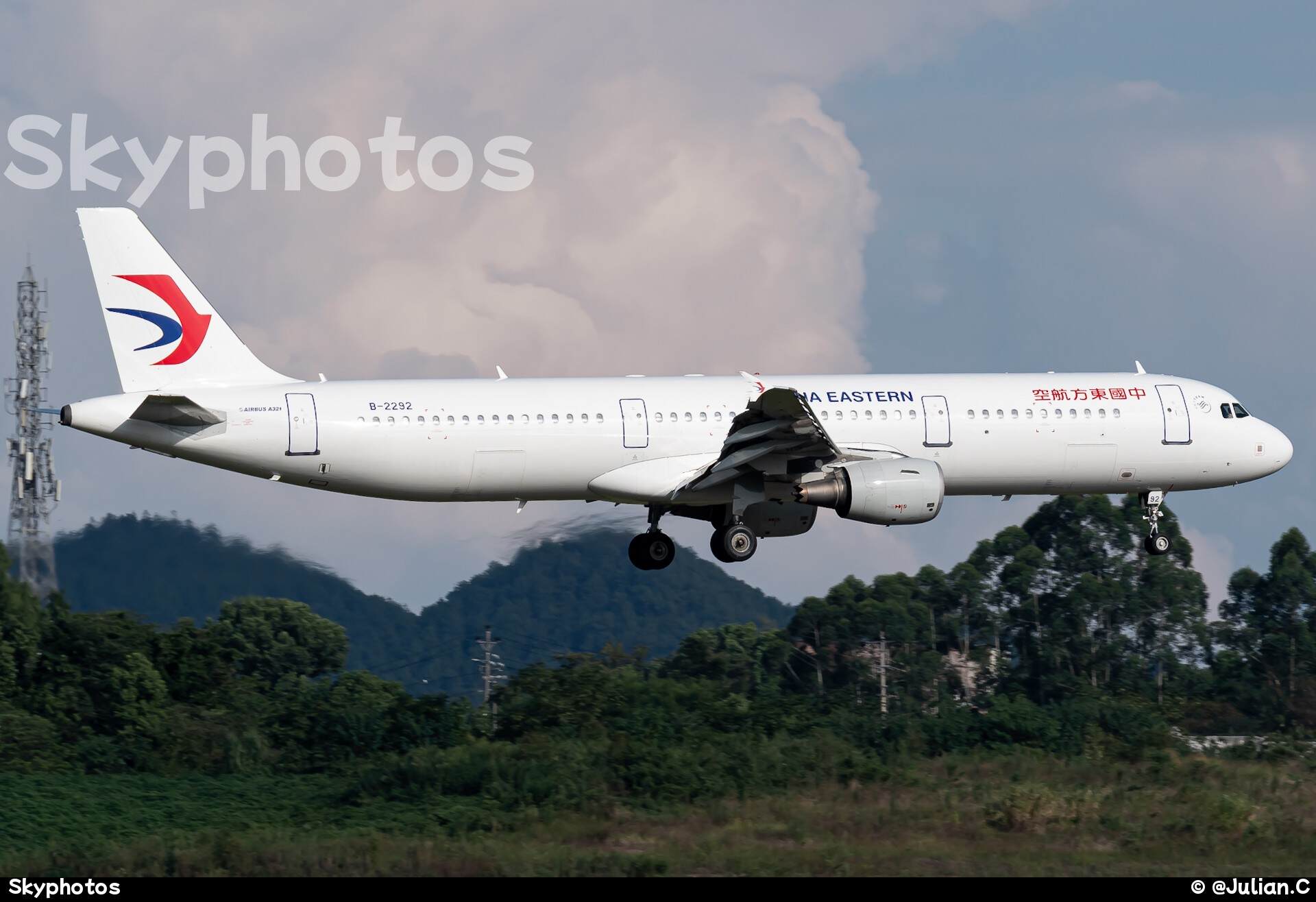 中国东方航空 Airbus A321-211