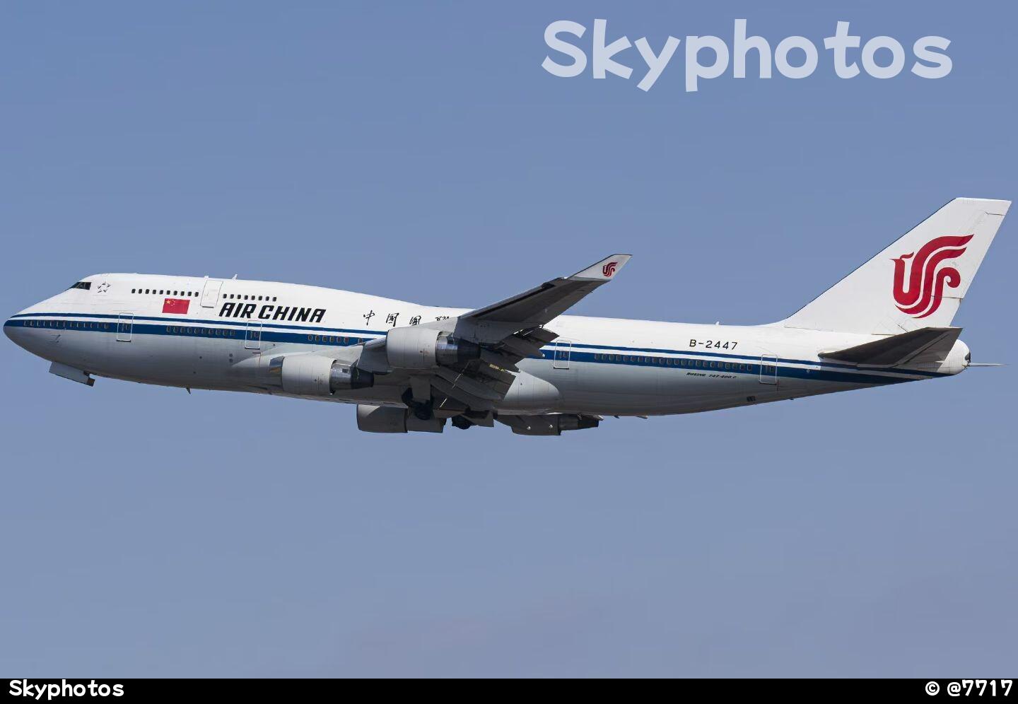 中国国际航空 B747-4J6