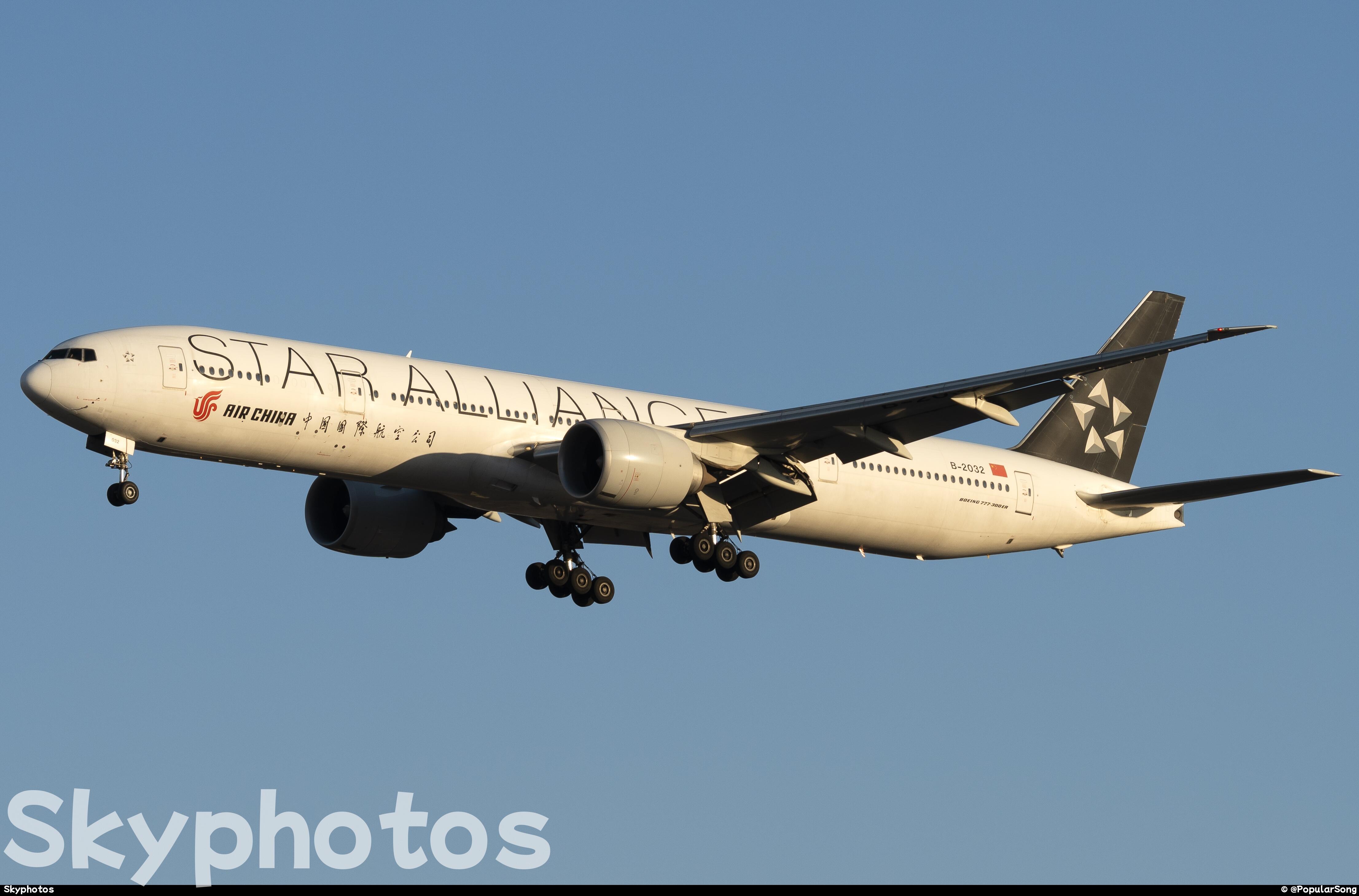 中国国际航空 B777-39L(ER)