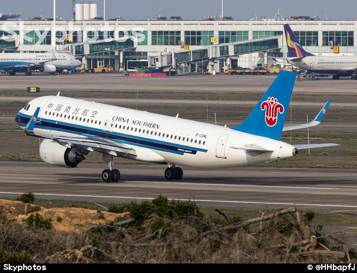 中国南方航空 A320-251N